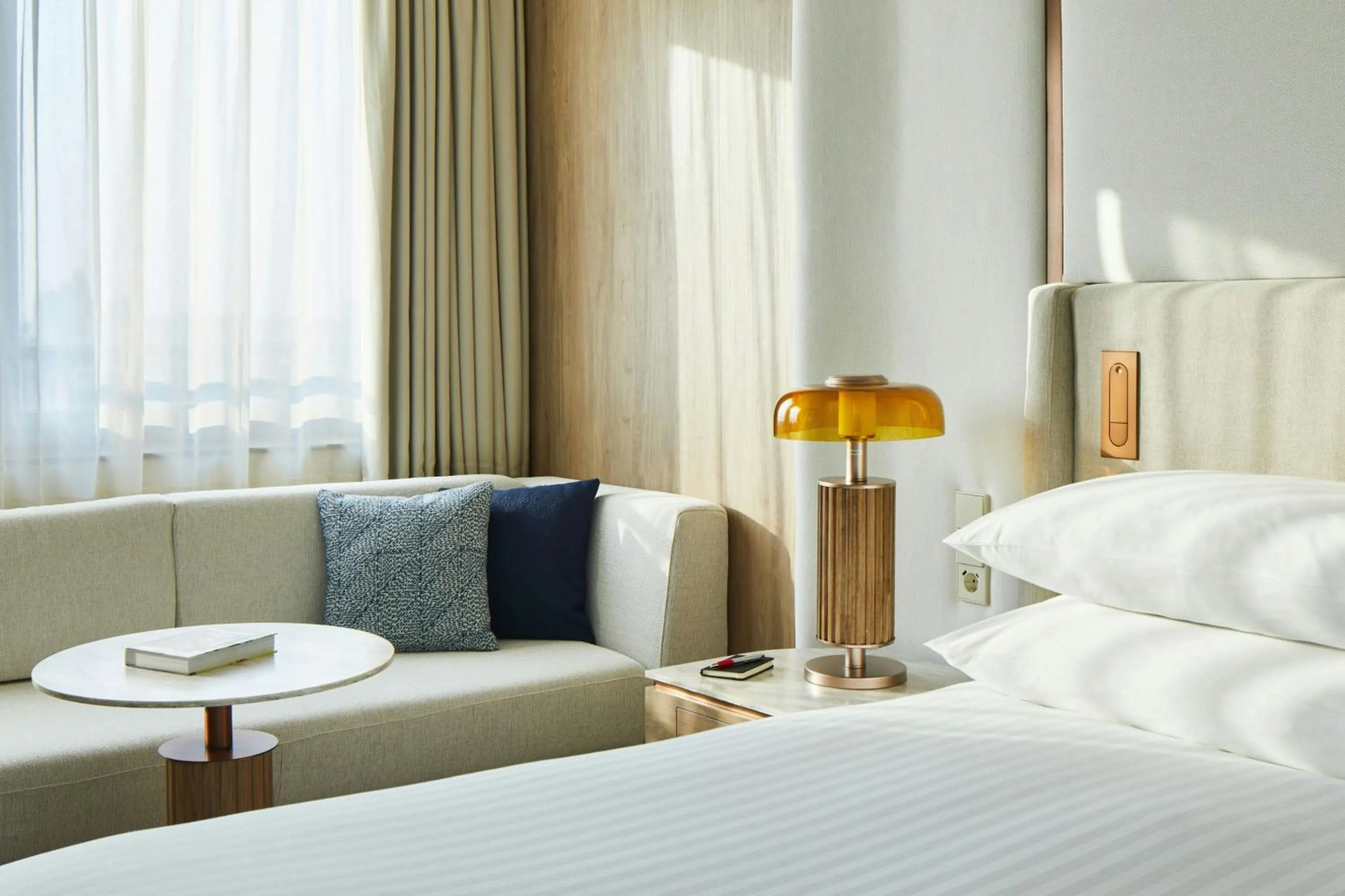 Photo of the whole room, Bed in Madrid Marriott Hotel Princesa Plaza