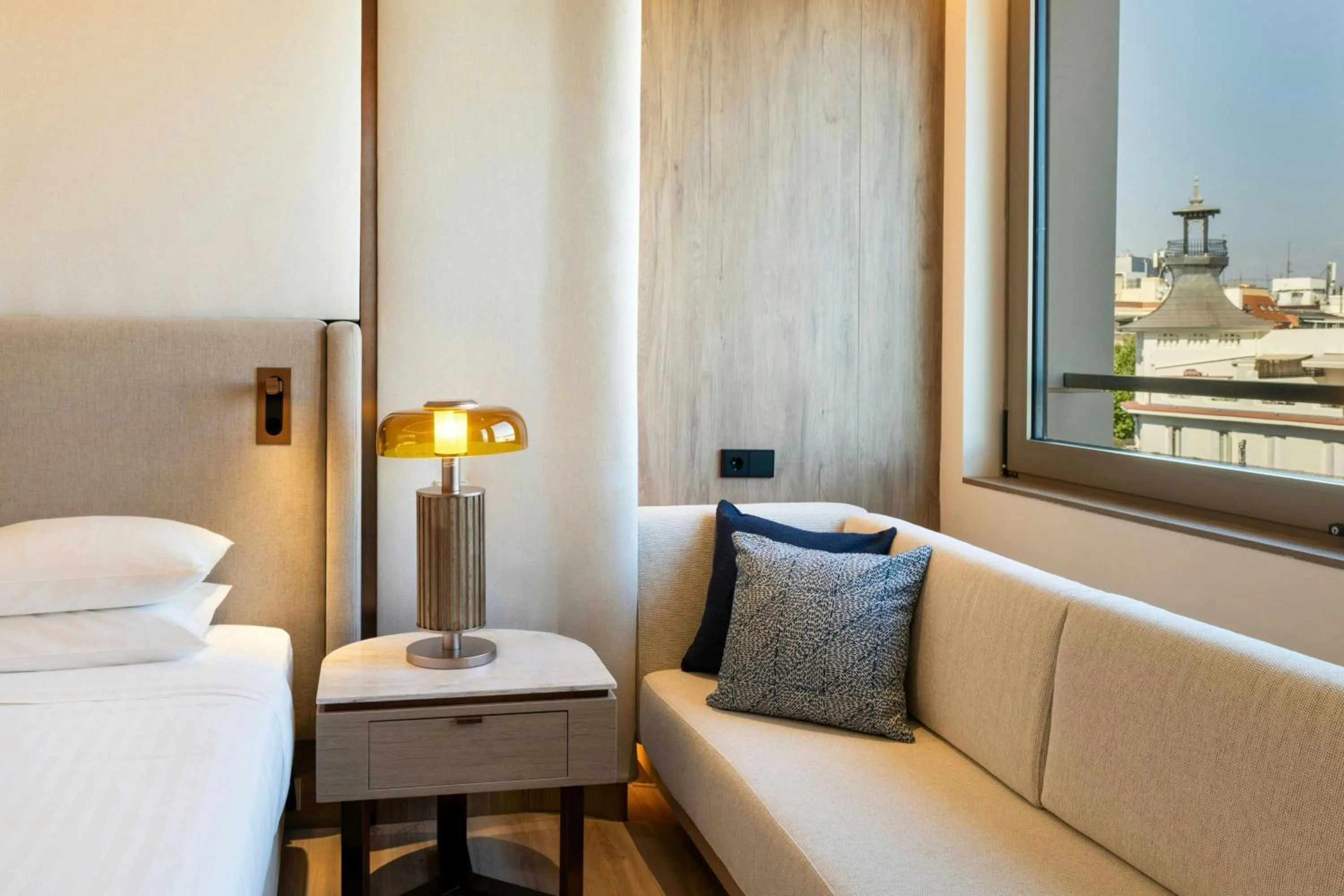 Photo of the whole room, Bed in Madrid Marriott Hotel Princesa Plaza