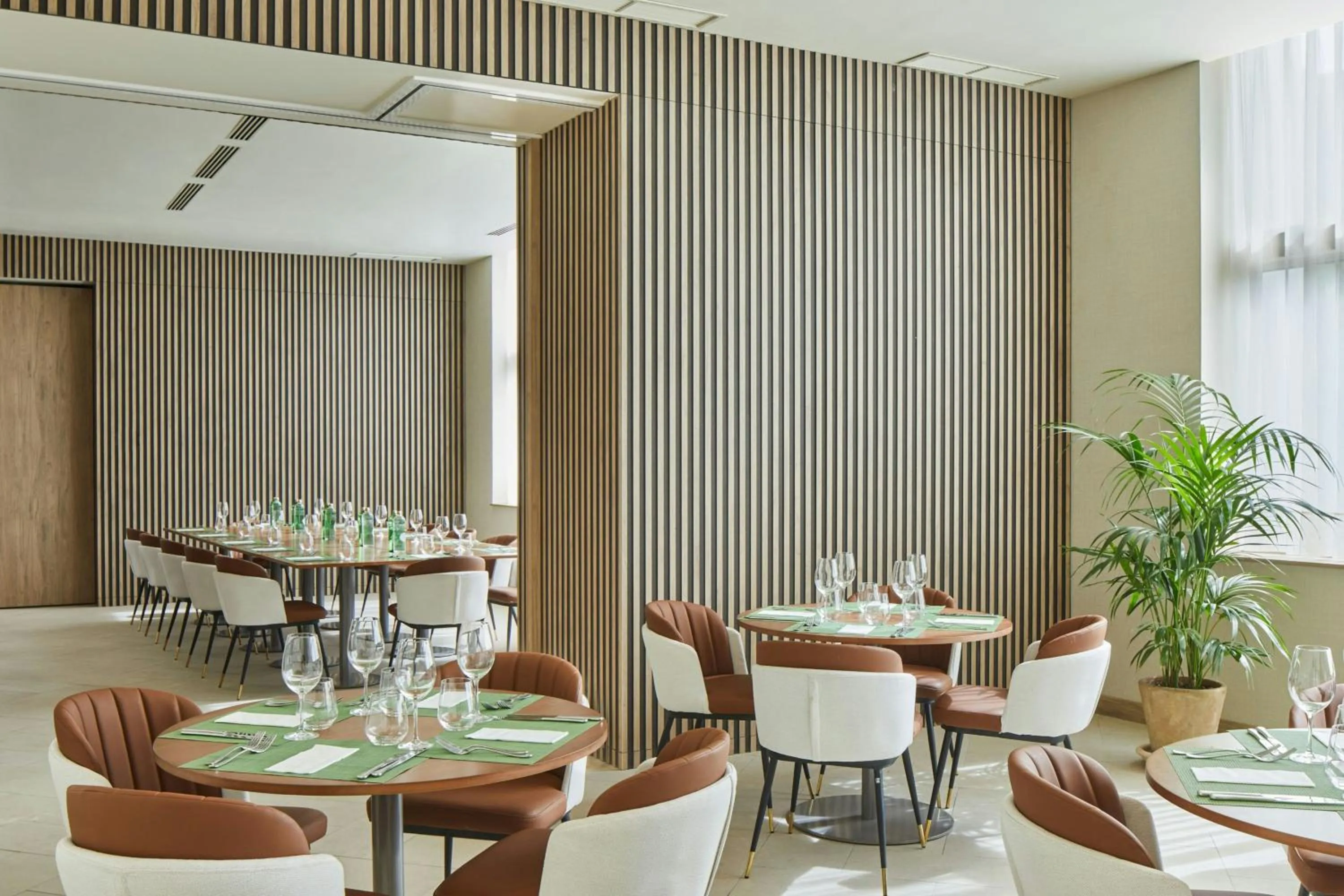 Meeting/conference room in Madrid Marriott Hotel Princesa Plaza