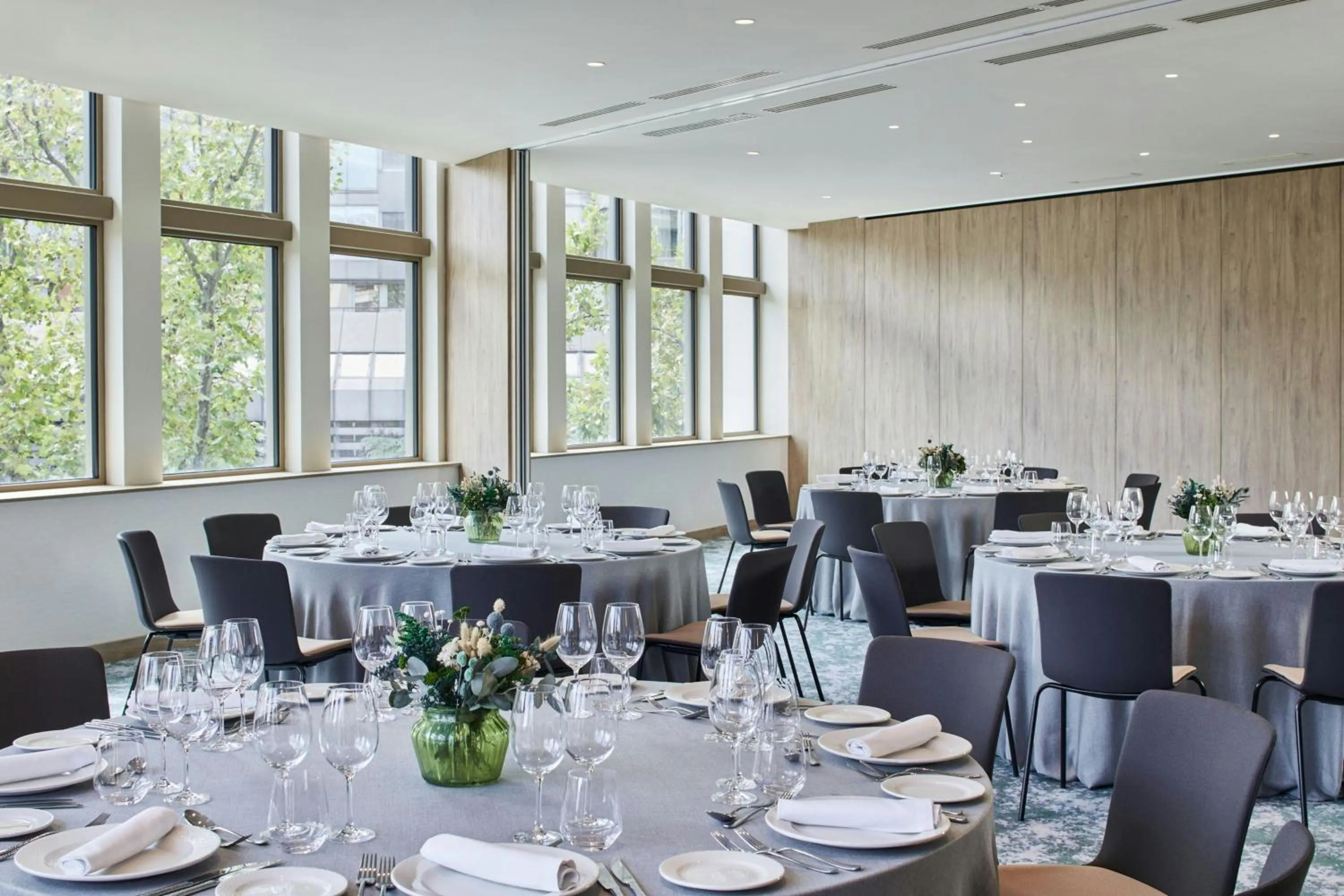 Meeting/conference room in Madrid Marriott Hotel Princesa Plaza