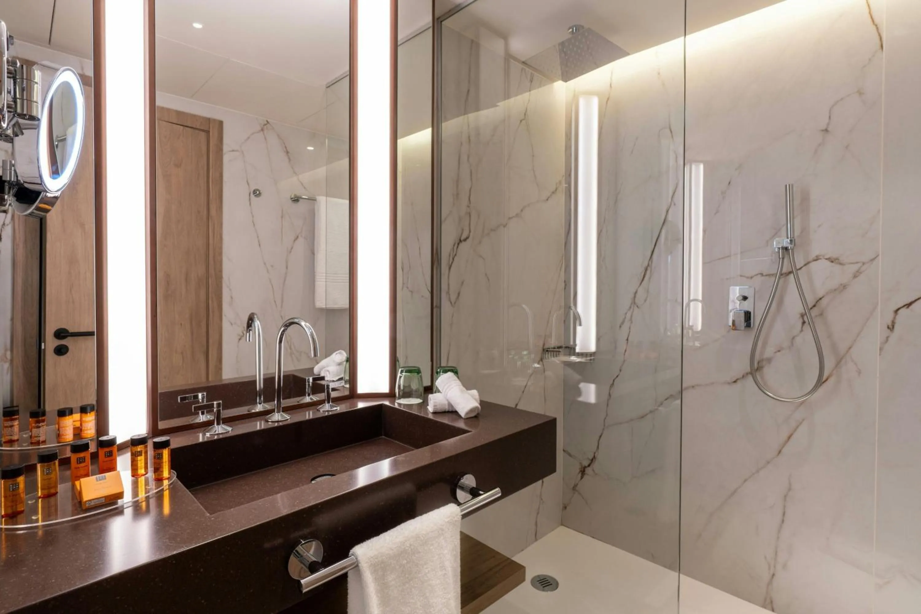 Bathroom in Madrid Marriott Hotel Princesa Plaza