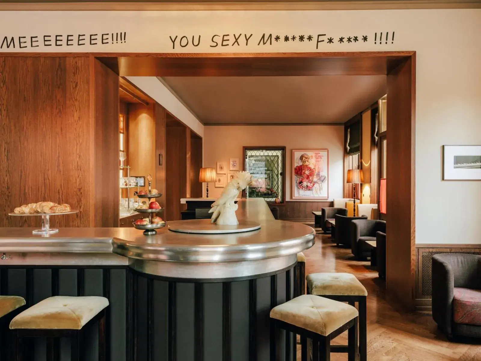 Lounge or bar in Boutique Hotel Château Royal Lounge or bar in Boutique Hotel Château Royal