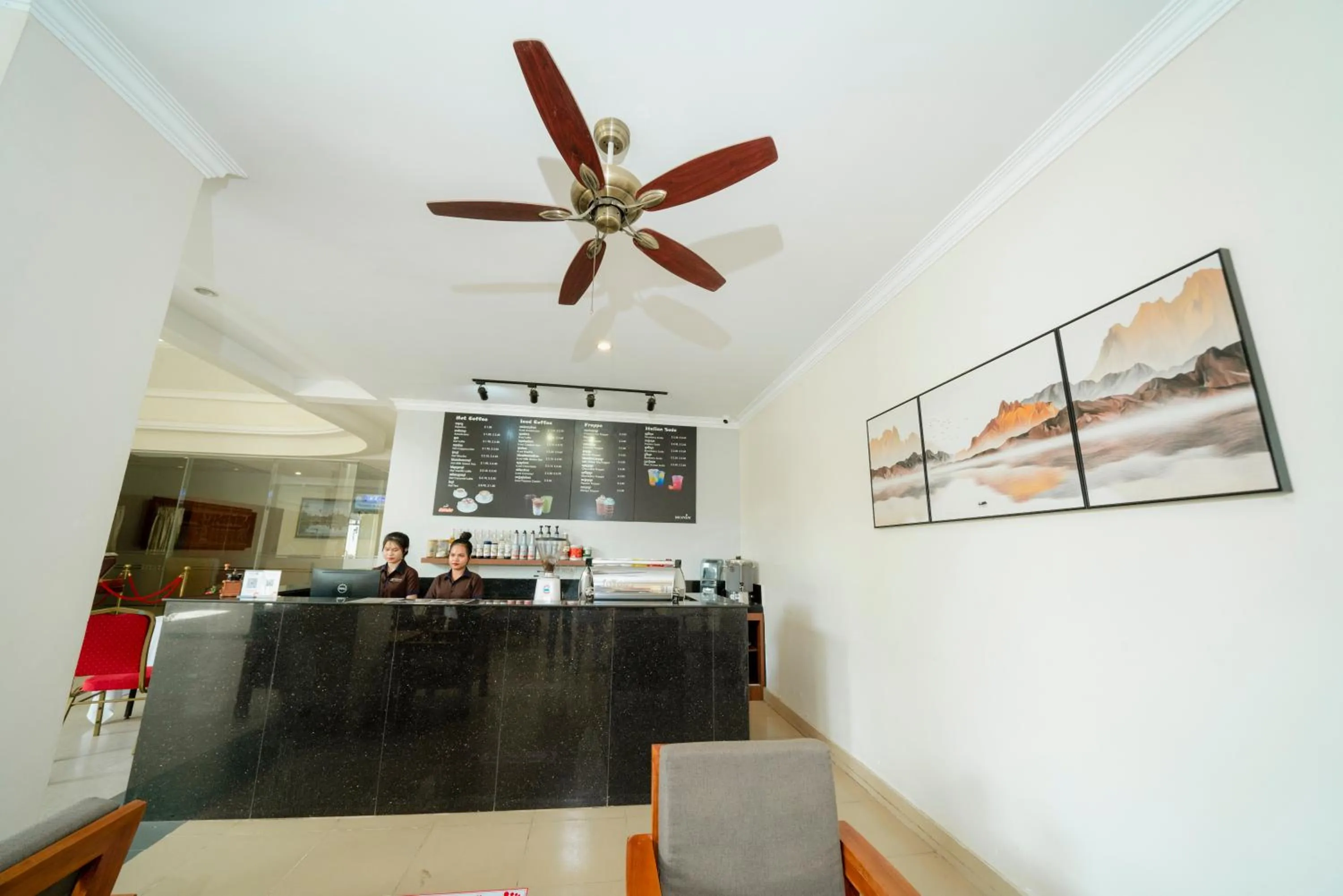 Coffee/tea facilities in Pursat Riverside Hotel & Spa