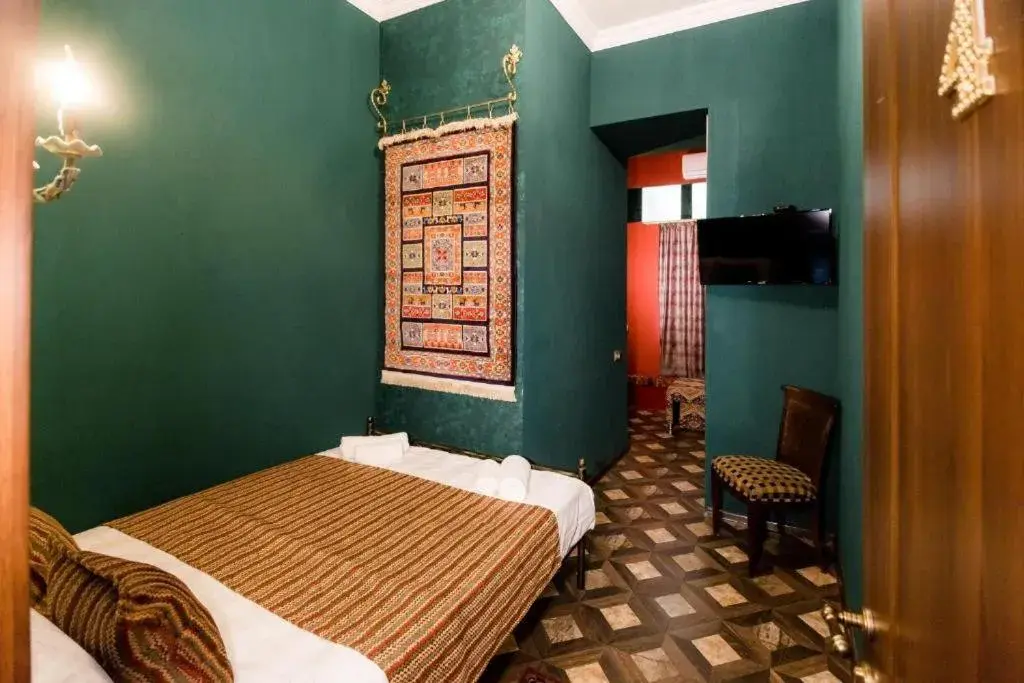 Deluxe Double Room (2 Adults + 1 Child) in Vorontsoff Inn Boutique Hotel Deluxe Double Room (2 Adults + 1 Child) in Vorontsoff Inn Boutique Hotel