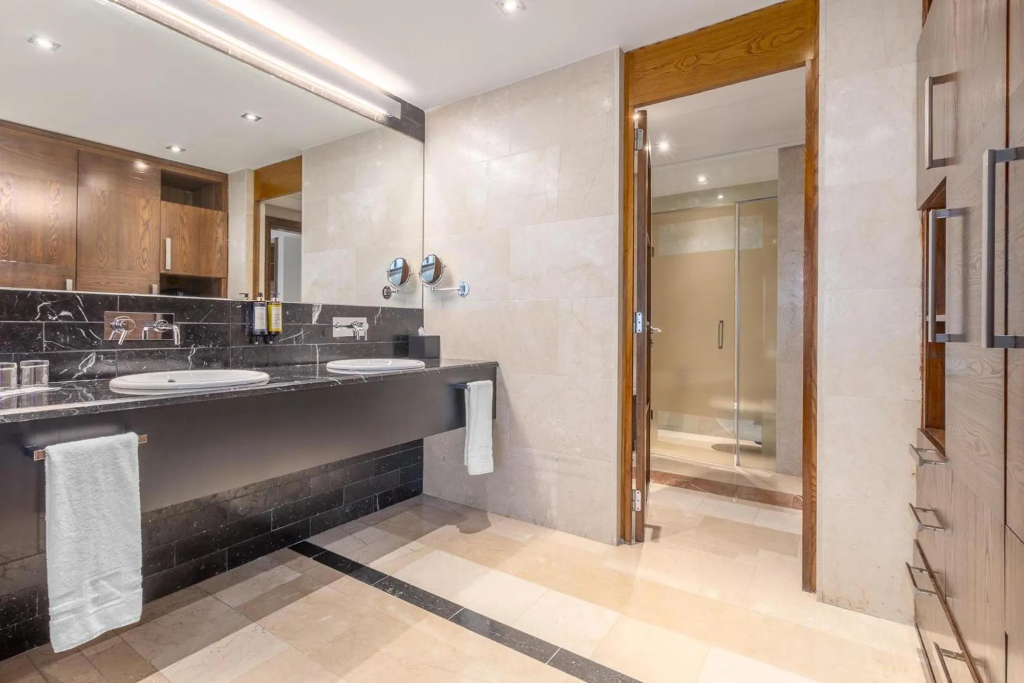 Eurostars Suites Mirasierra