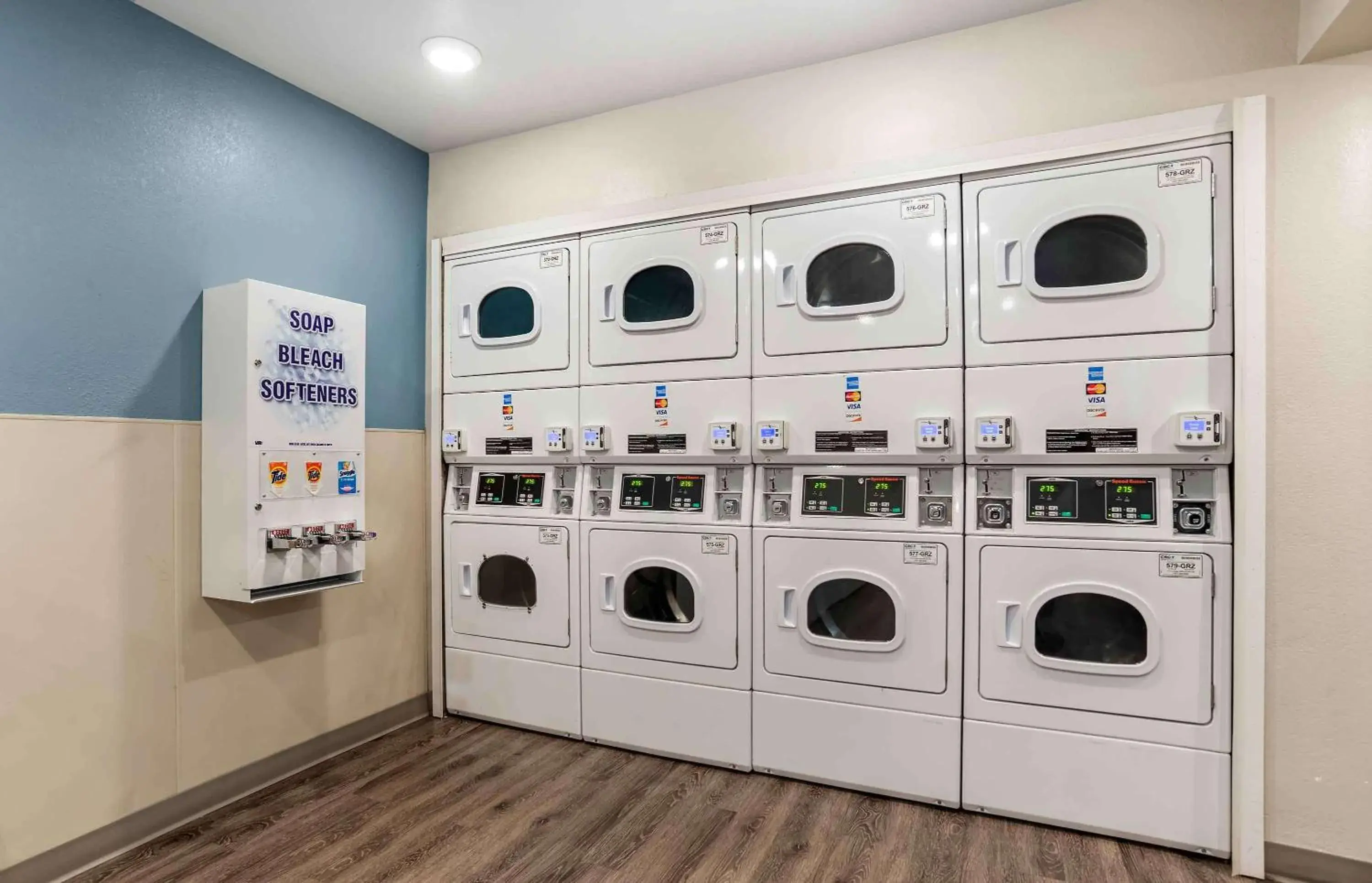 Property building in Extended Stay America Suites - New Orleans - Airport - I-10 Property building in Extended Stay America Suites - New Orleans - Airport - I-10