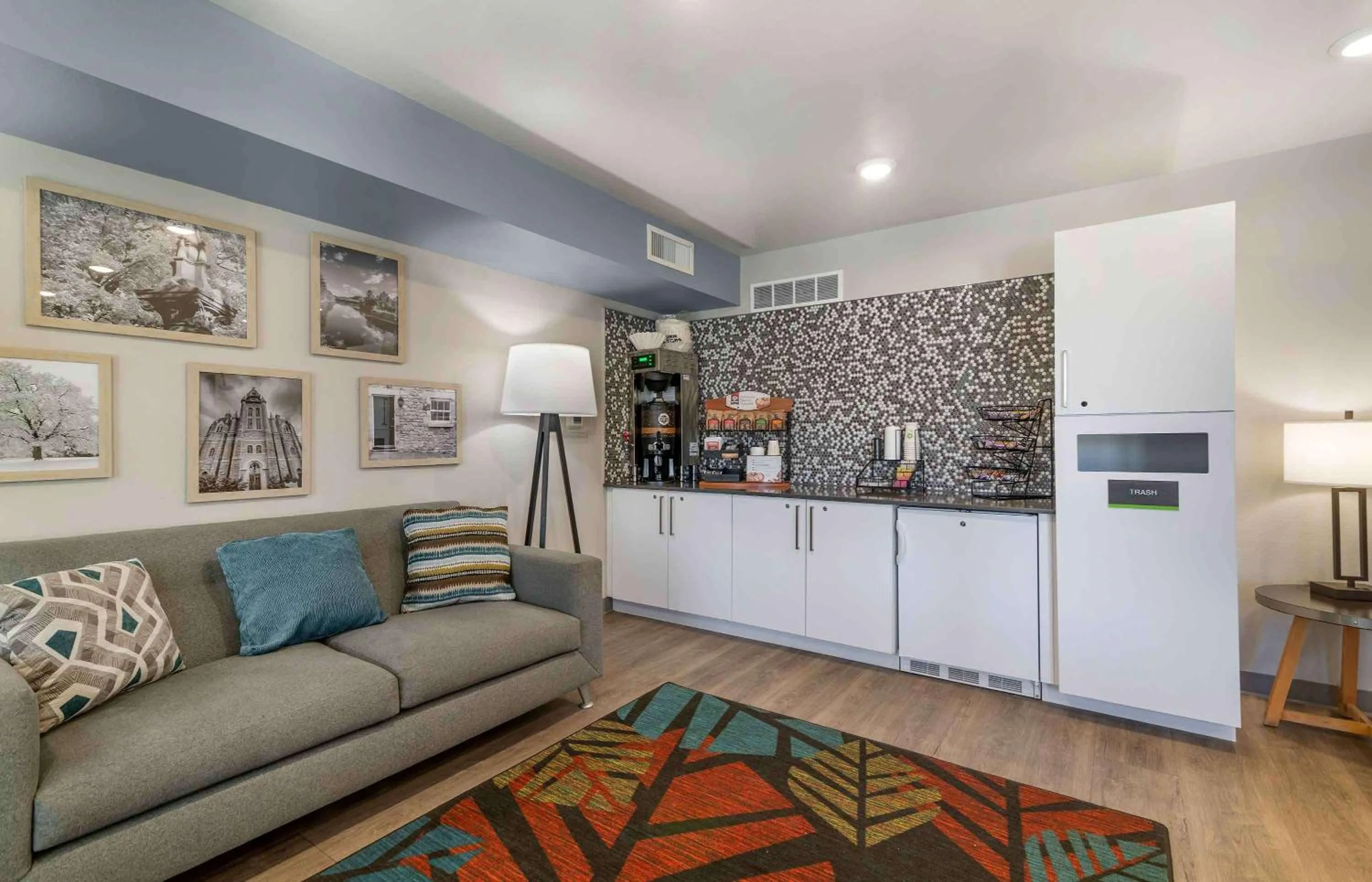 Breakfast in Extended Stay America Suites - Nashua - Merrimack