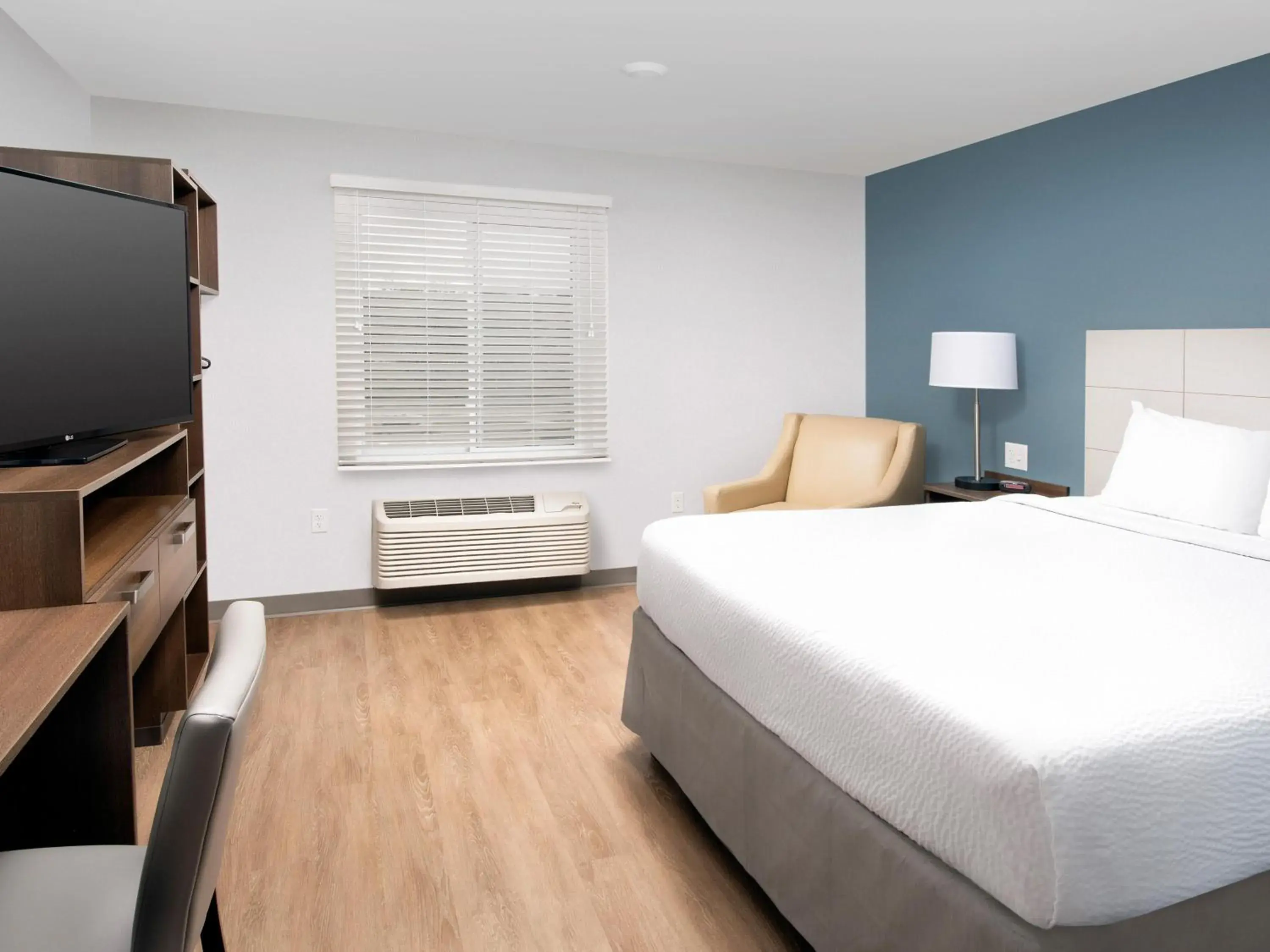 Bed in Extended Stay America Suites - Providence