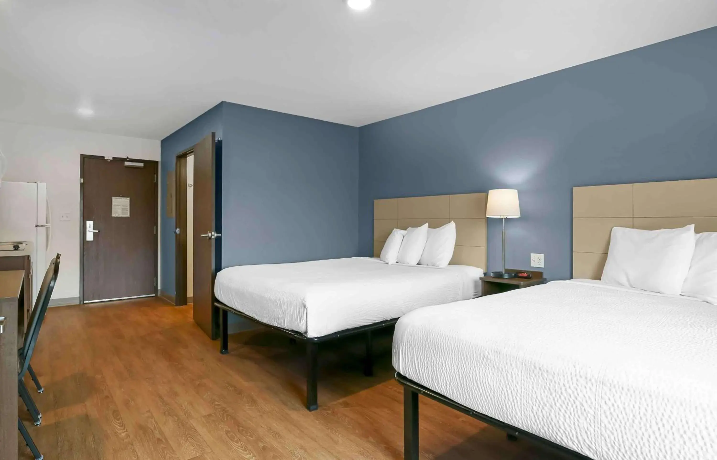 Bedroom, Bed in Extended Stay America Suites - Providence