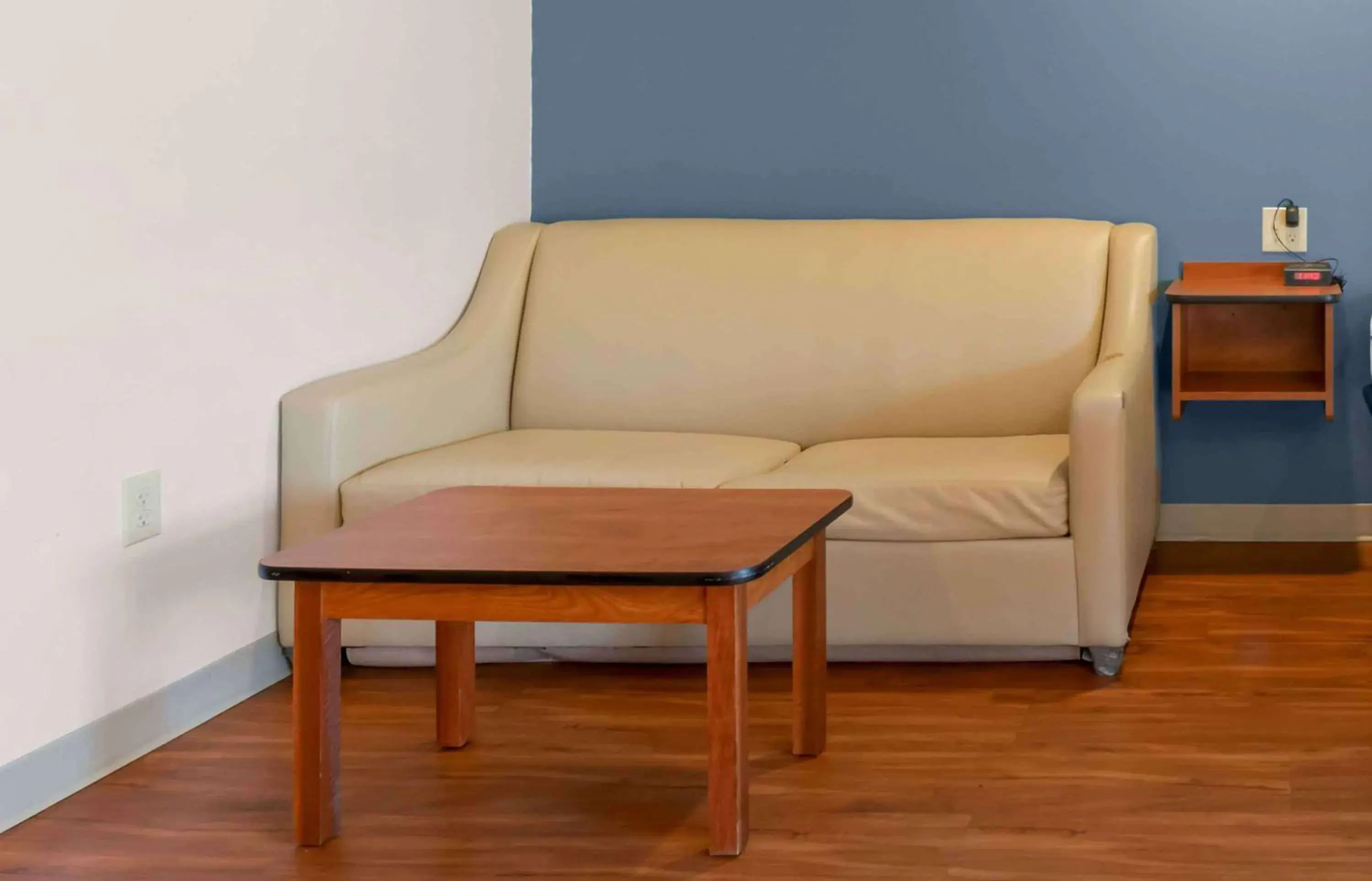 Bedroom in Extended Stay America Select Suites - Jacksonville - North Bedroom in Extended Stay America Select Suites - Jacksonville - North