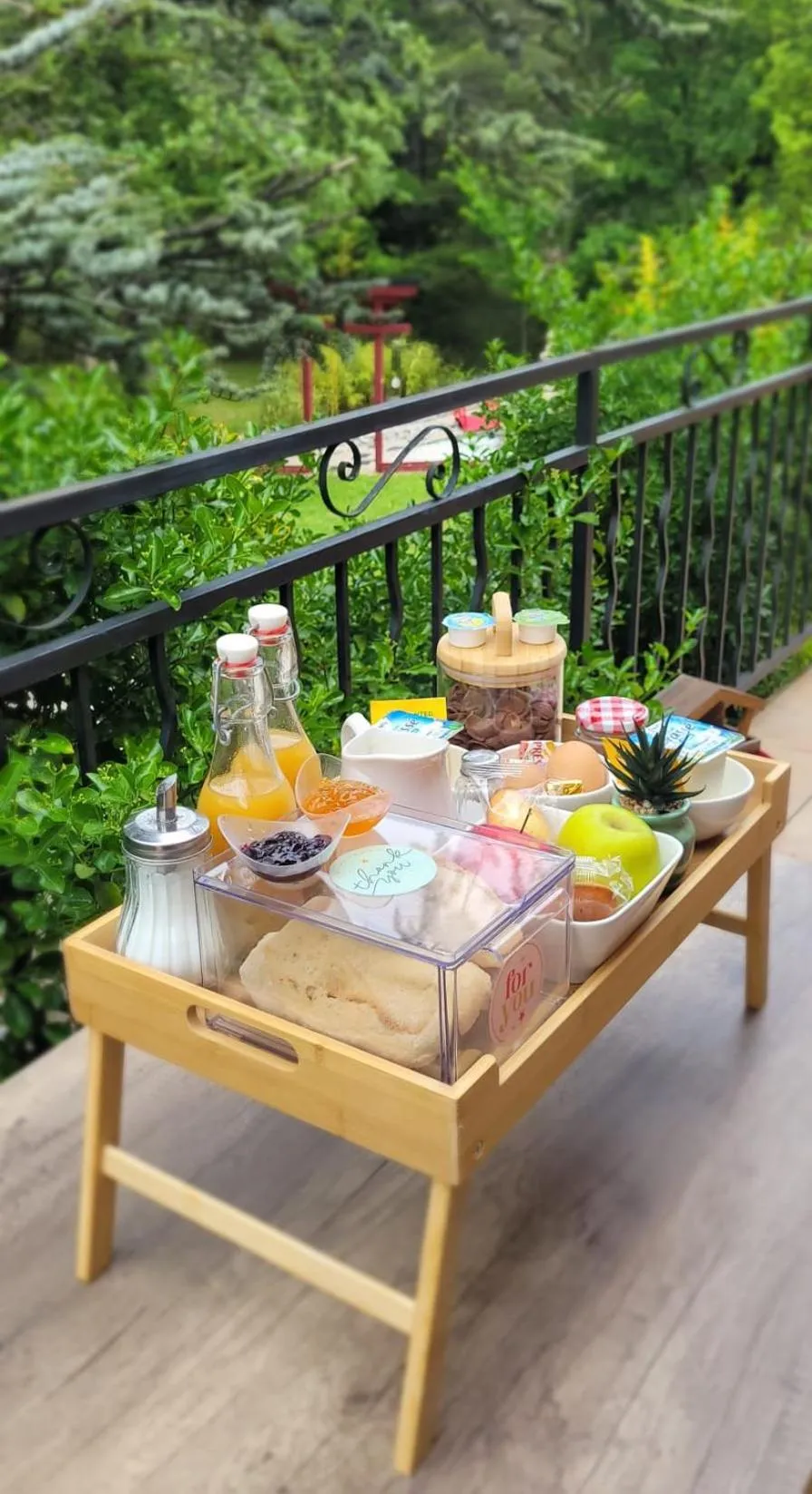 Breakfast in " LE CHABASSOLE " CHAMBRES D'HÔTES - GORGES du VERDON