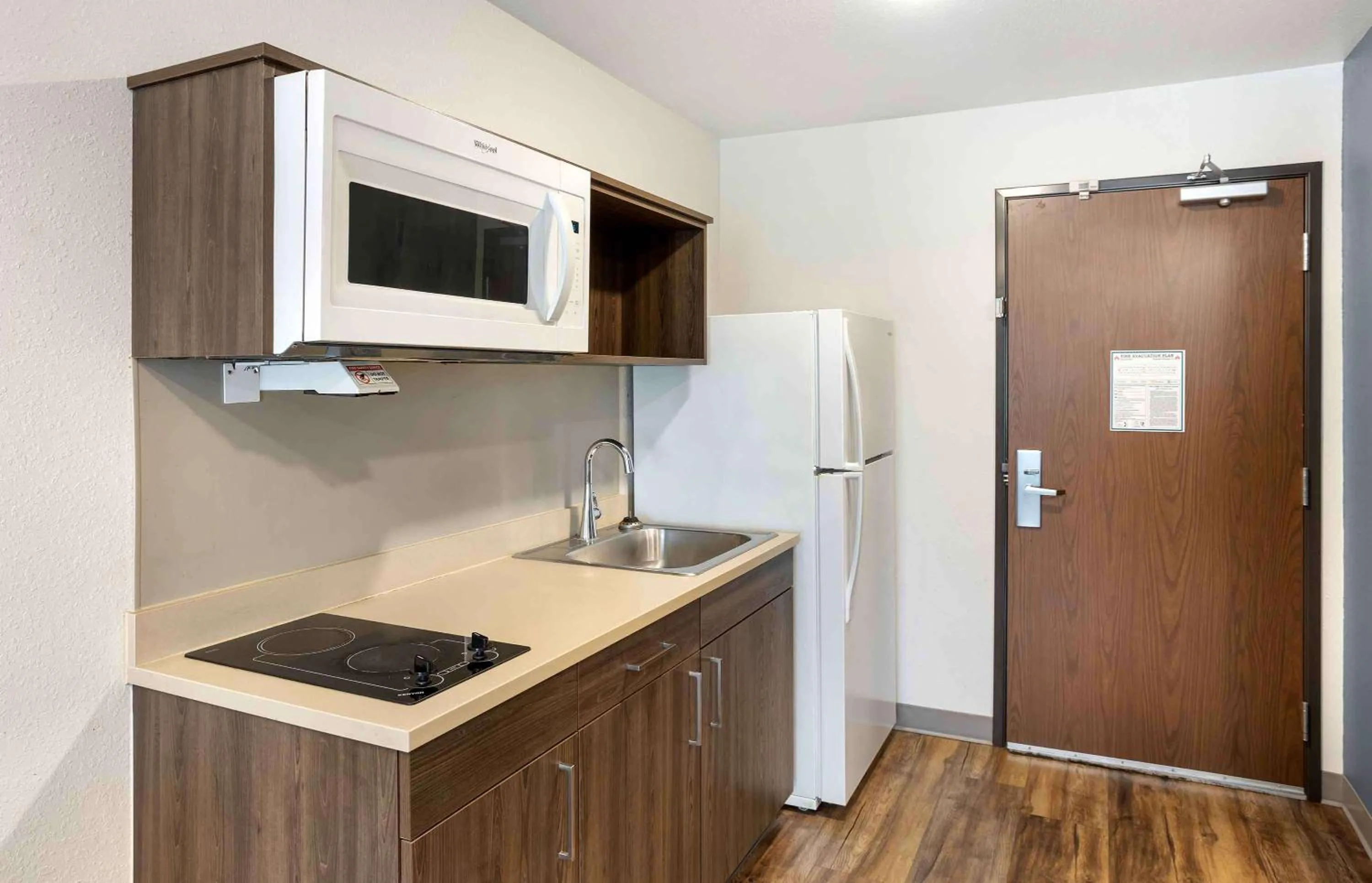 Bedroom in Extended Stay America Suites - Philadelphia - Plymouth Meeting - West