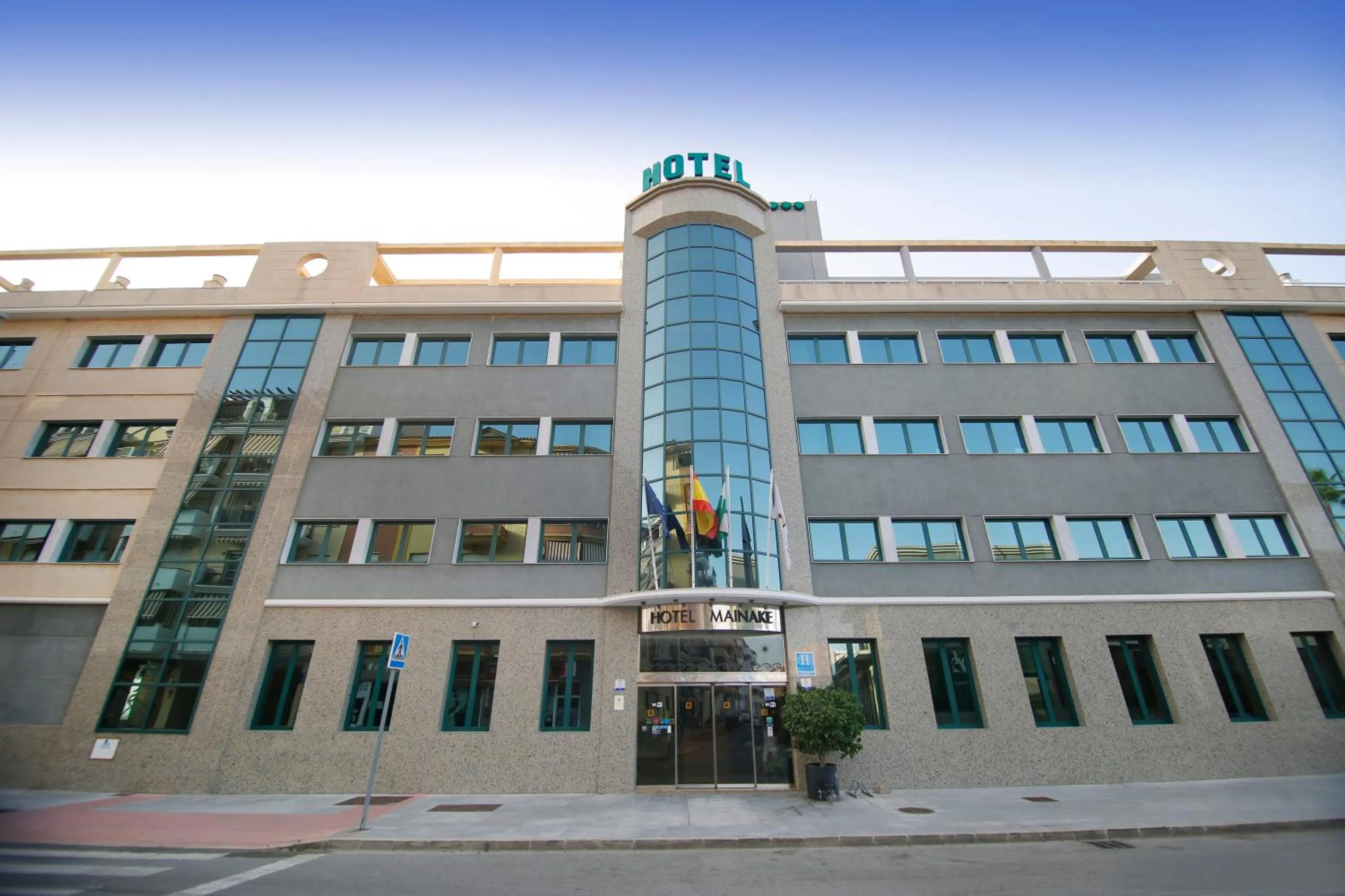 Facade/entrance in Mainake Costa del Sol