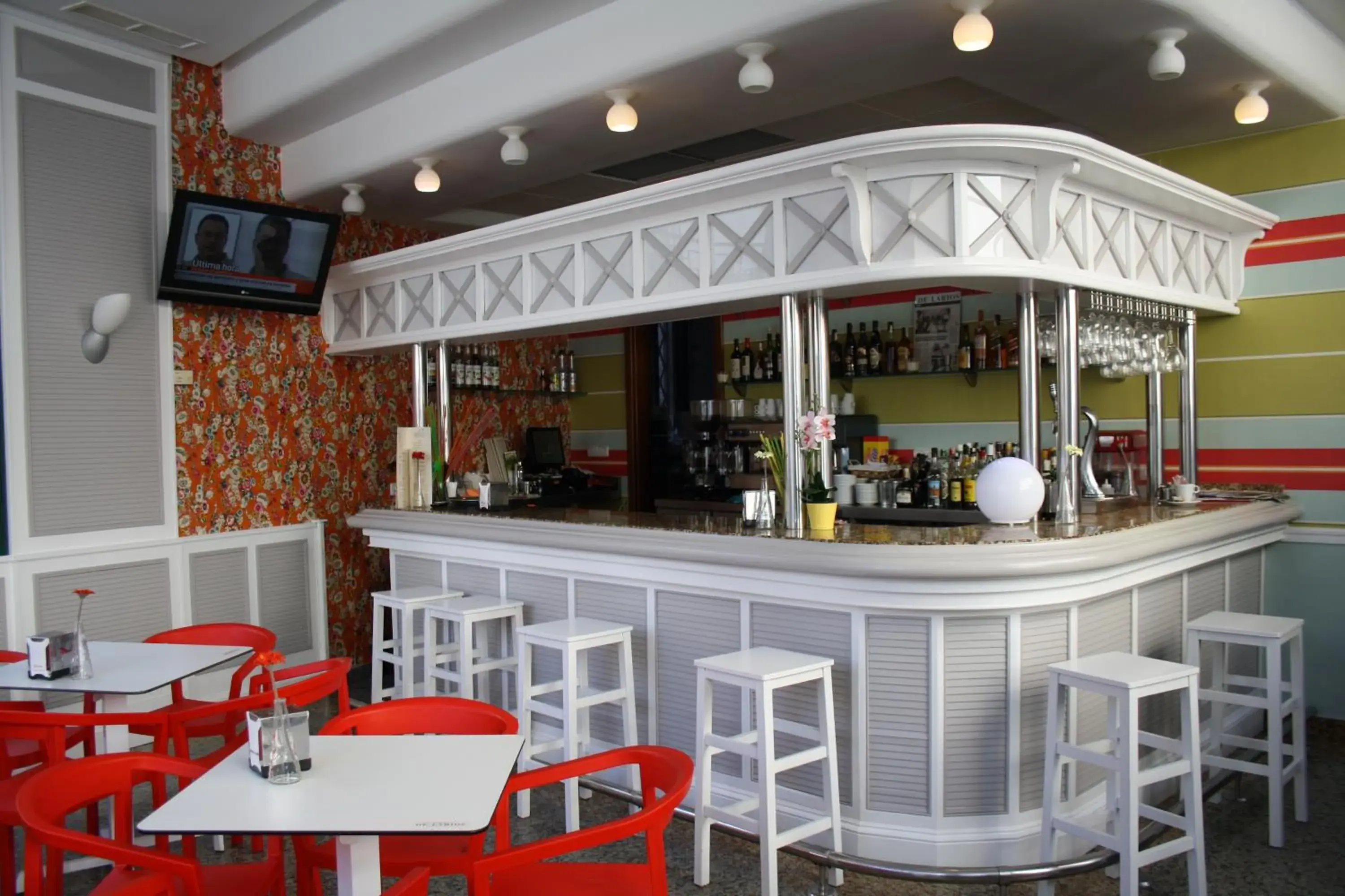 Lounge or bar in Mainake Costa del Sol Lounge or bar in Mainake Costa del Sol