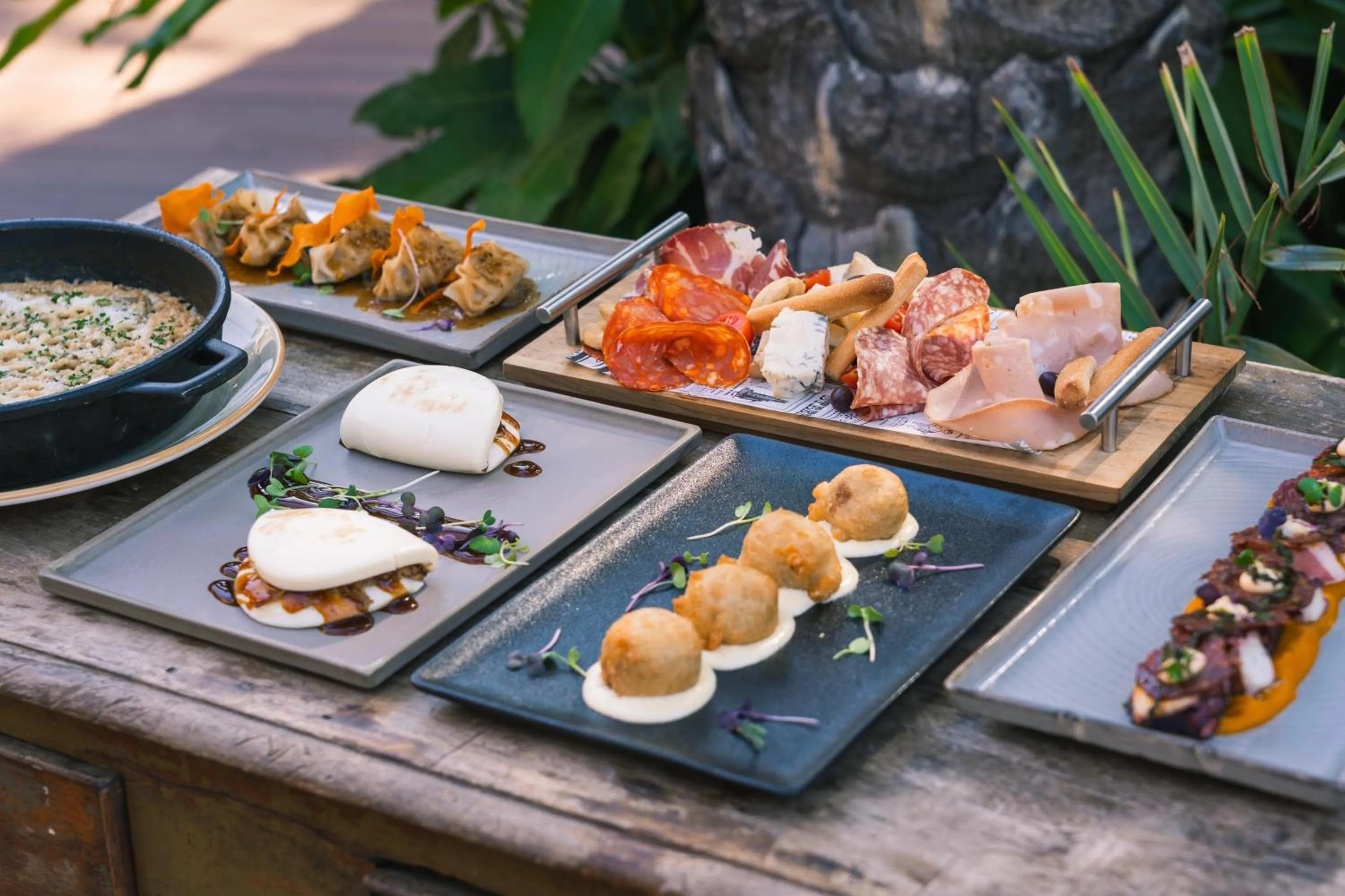 Restaurant/places to eat in Hotel Huerto del Cura