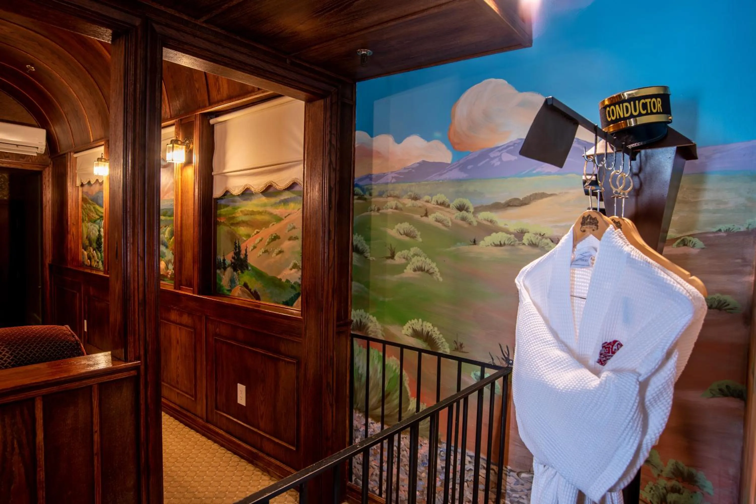 Decorative detail in The Anniversary Inn - Fifth South