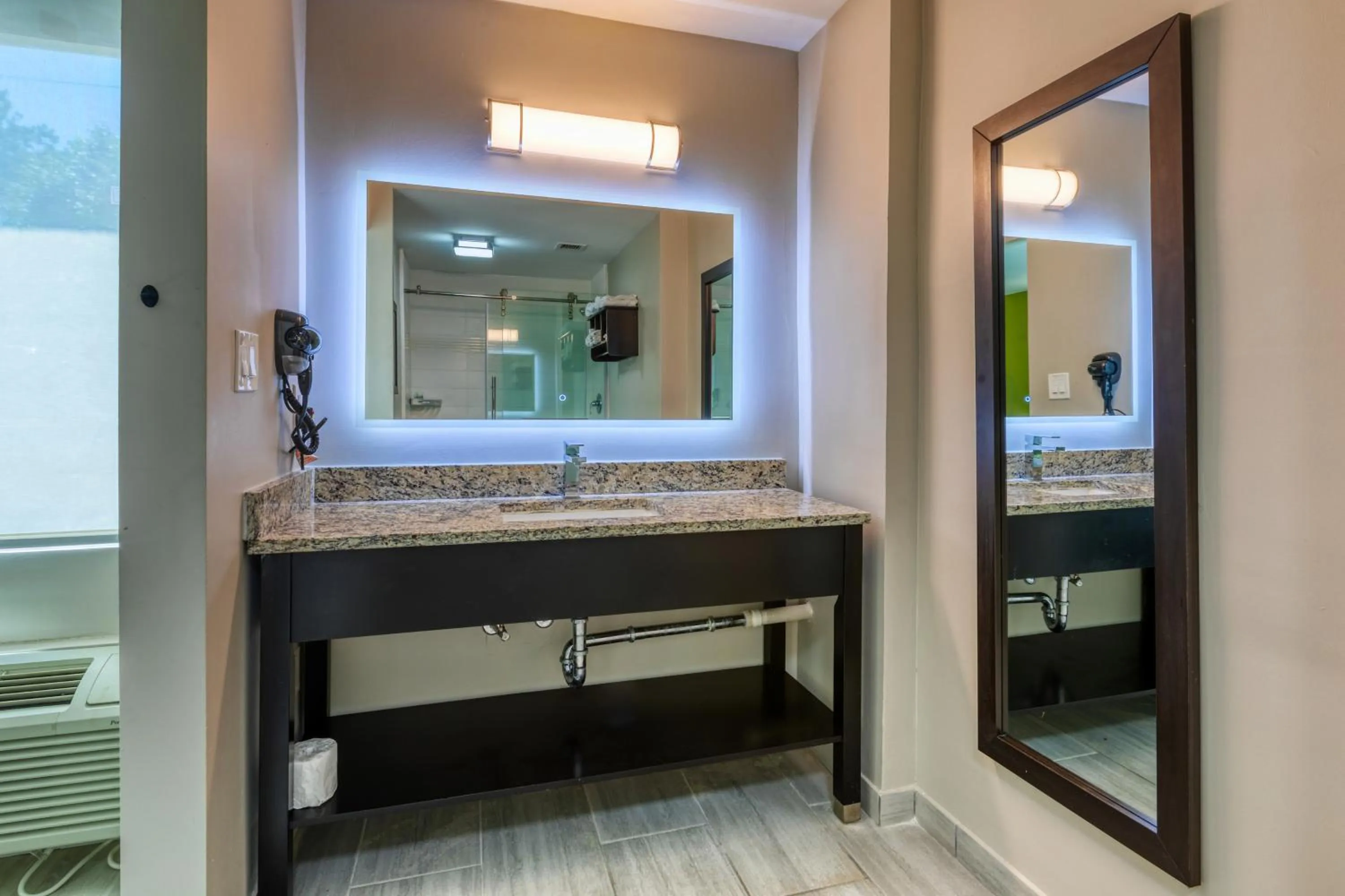 Bathroom in Hotel Weston