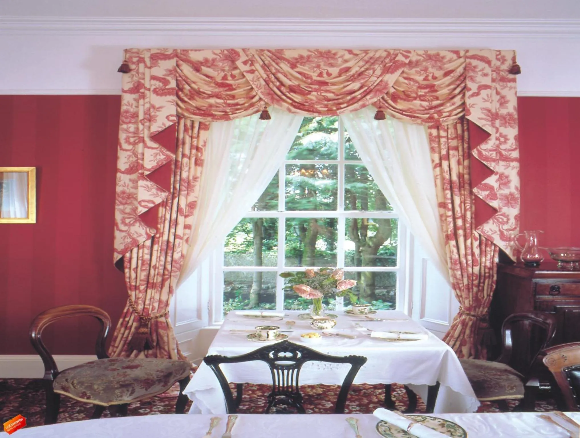 Restaurant/places to eat in Ivyleigh House