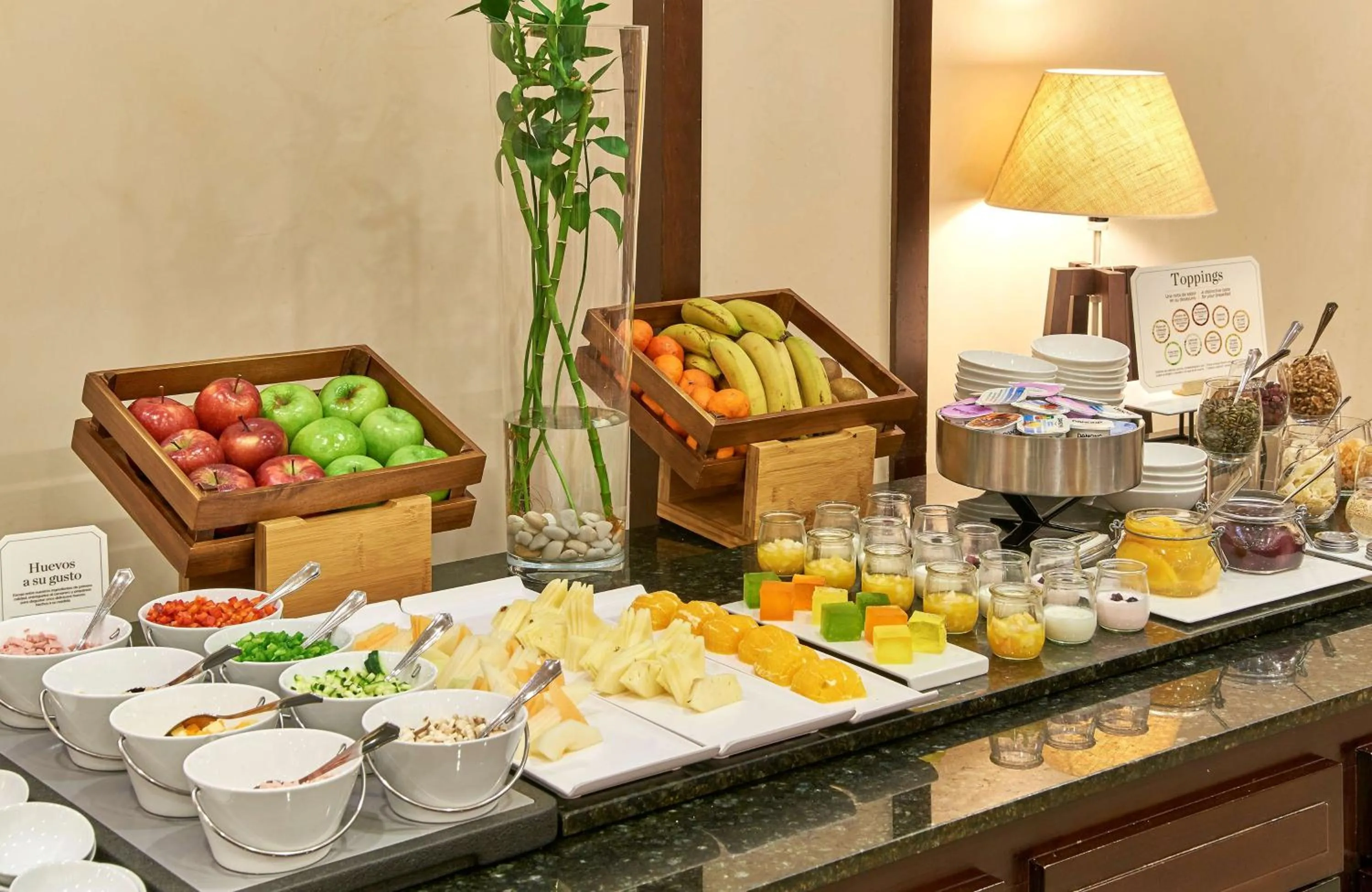 Breakfast in NH Collection Palacio de Burgos