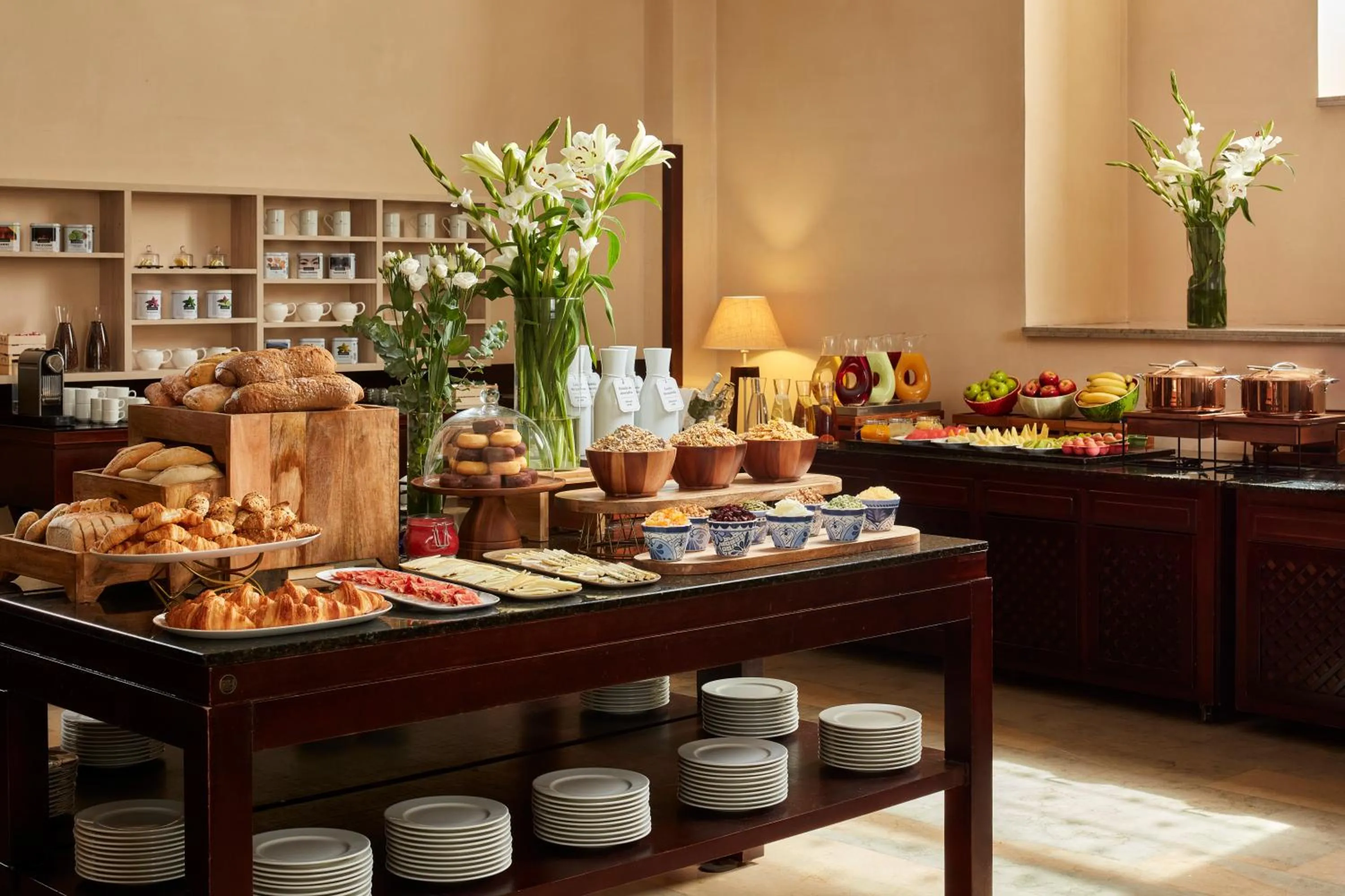Breakfast in NH Collection Palacio de Burgos