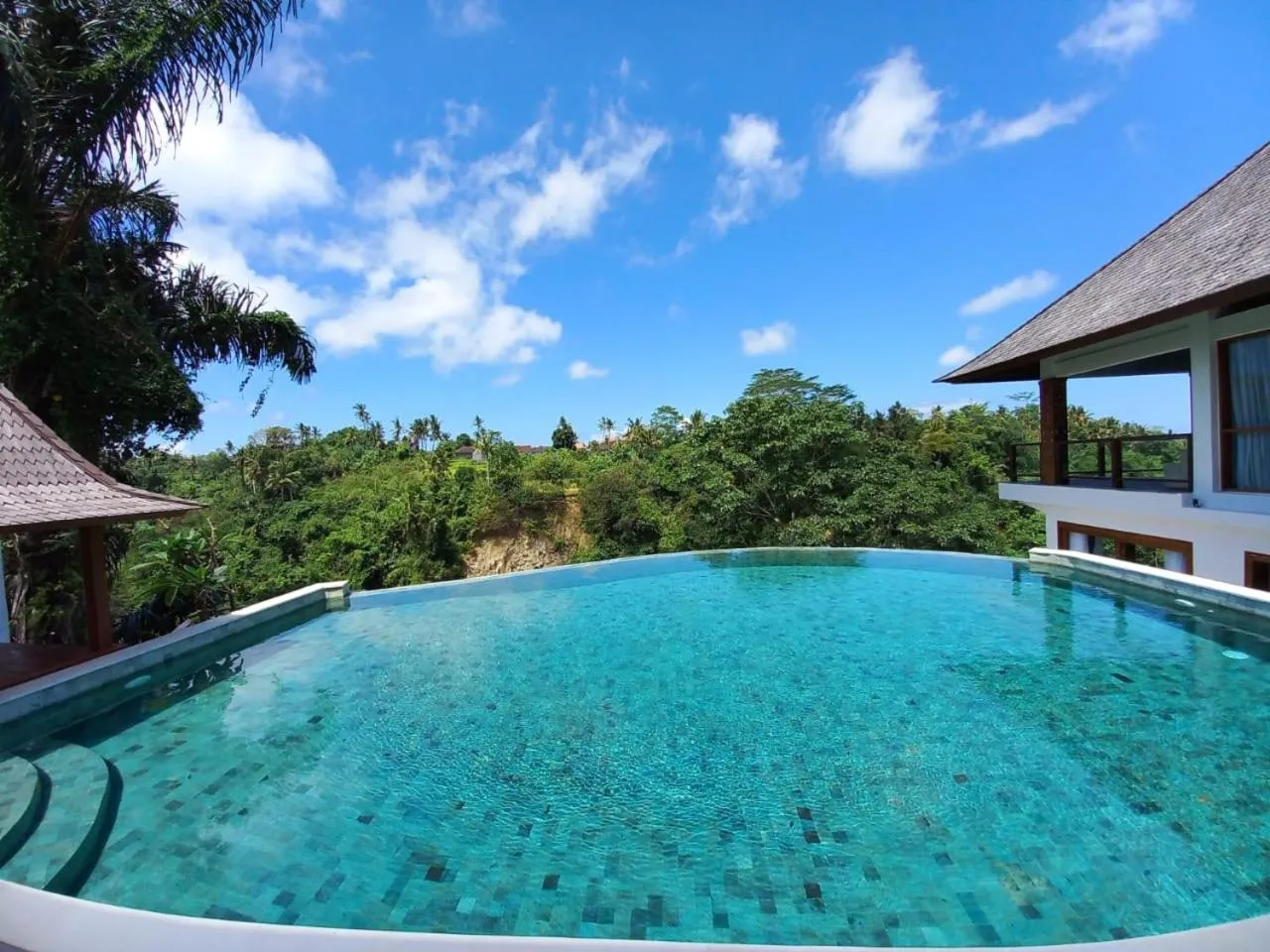 Pool view in Villa Tamaro Bali