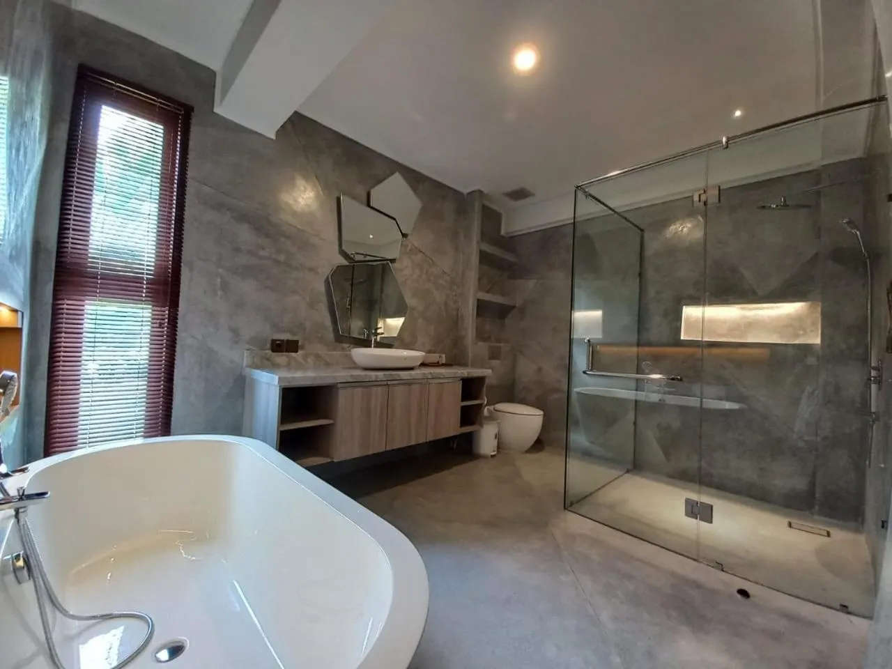 Bath in Villa Tamaro Bali