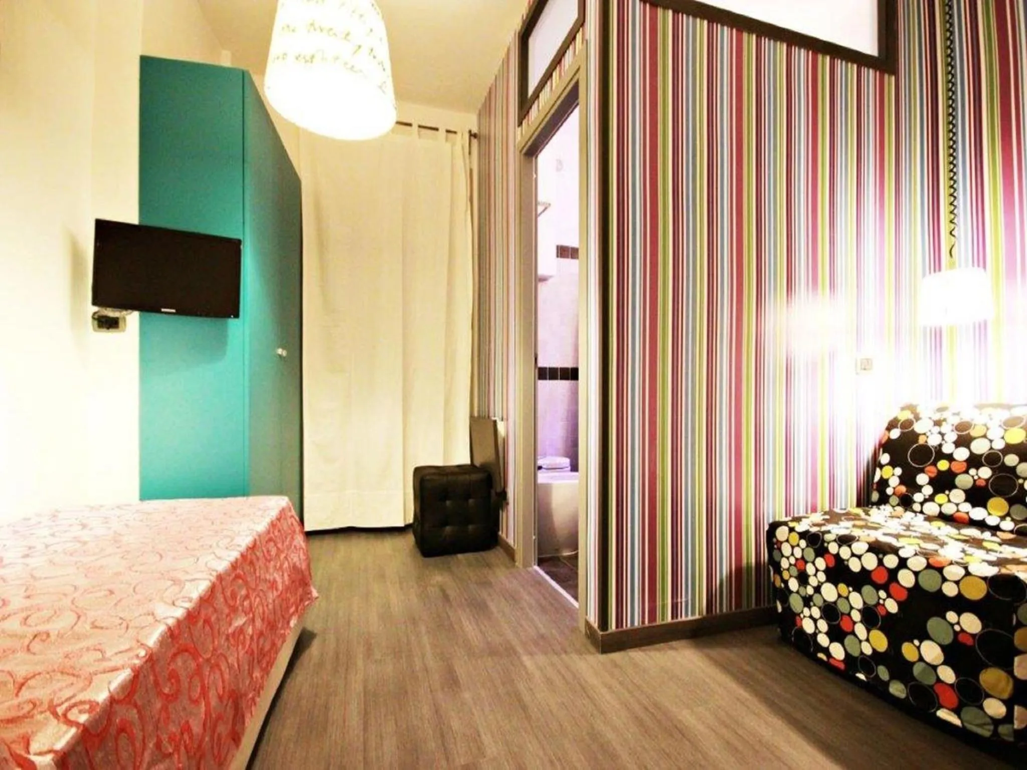 Decorative detail, Bed in Affittacamere Tiburstation