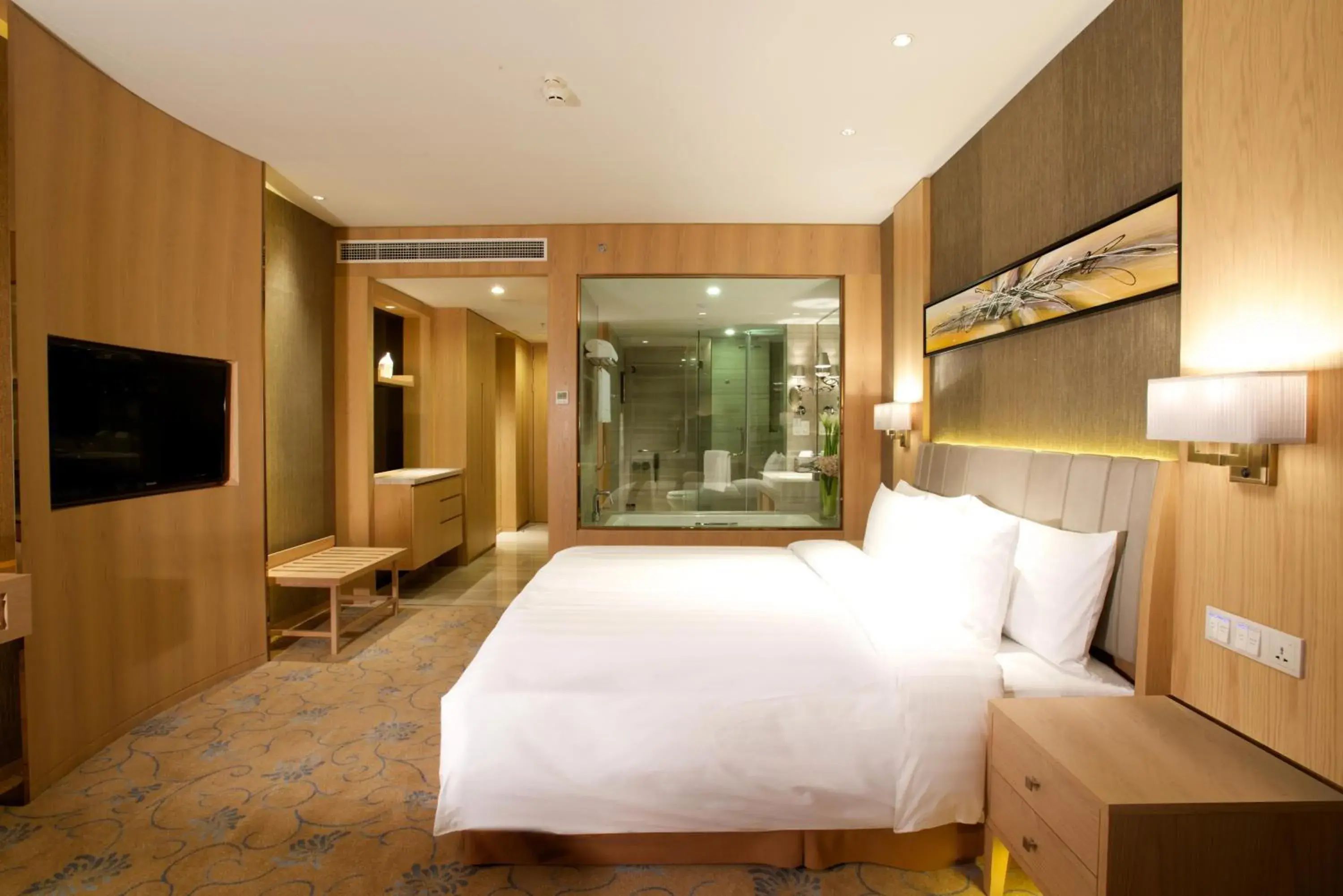 Photo of the whole room, Bed in Crowne Plaza Shanghai Noah Square by IHG Photo of the whole room, Bed in Crowne Plaza Shanghai Noah Square by IHG