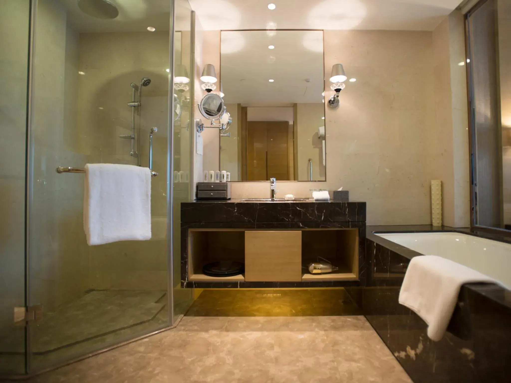 Bathroom in Crowne Plaza Shanghai Noah Square by IHG Bathroom in Crowne Plaza Shanghai Noah Square by IHG