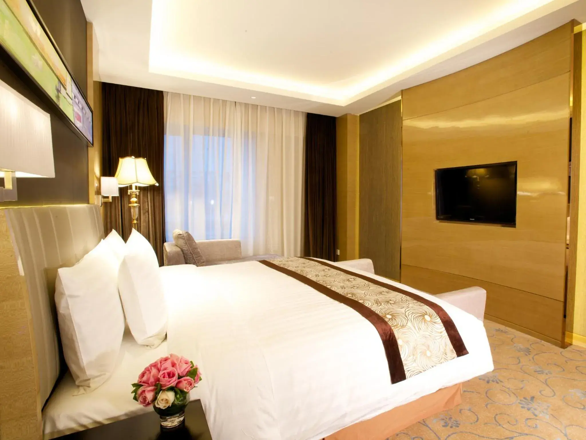 Bedroom, Bed in Crowne Plaza Shanghai Noah Square by IHG Bedroom, Bed in Crowne Plaza Shanghai Noah Square by IHG