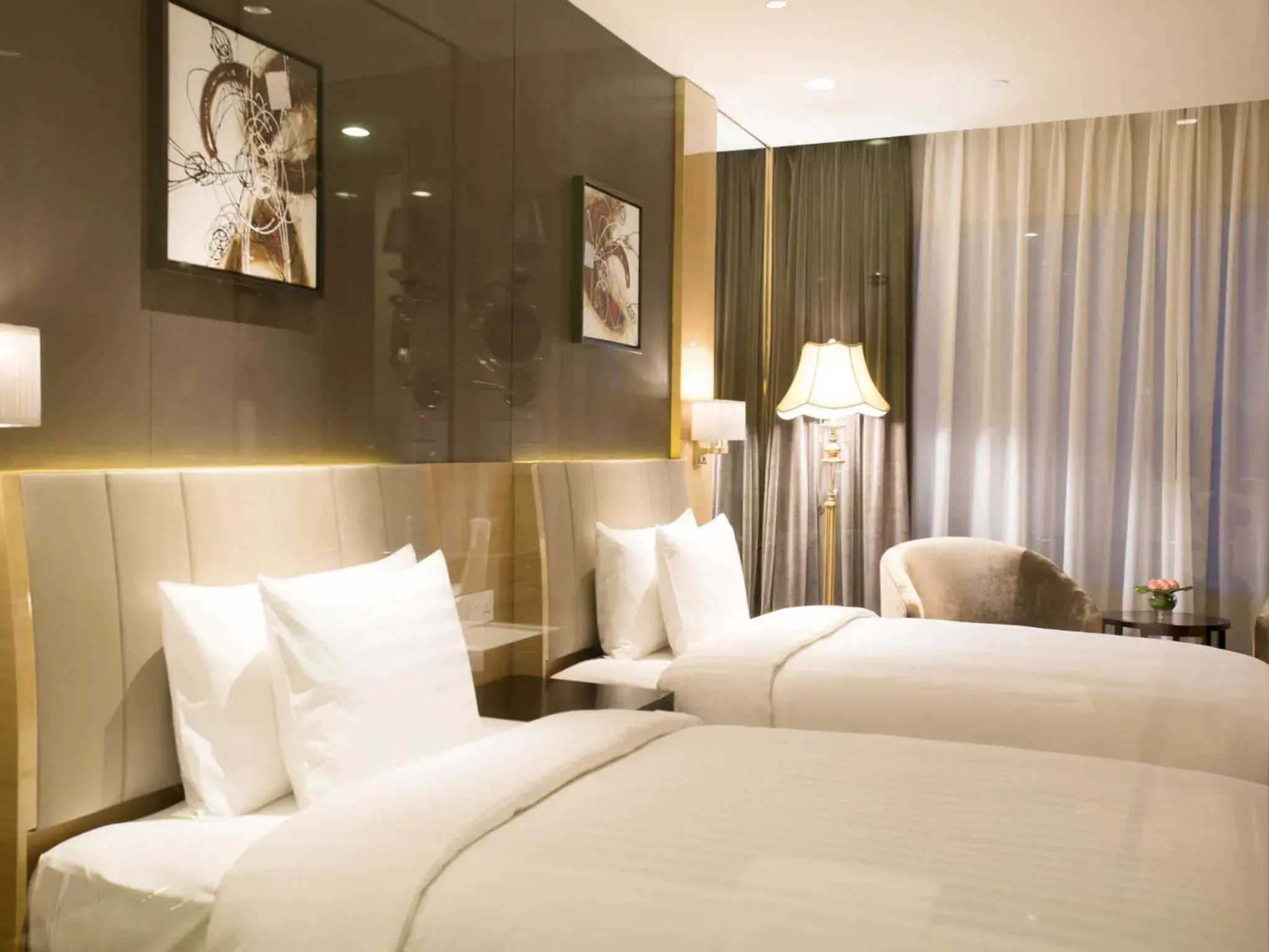 Bedroom, Bed in Crowne Plaza Shanghai Noah Square by IHG Bedroom, Bed in Crowne Plaza Shanghai Noah Square by IHG