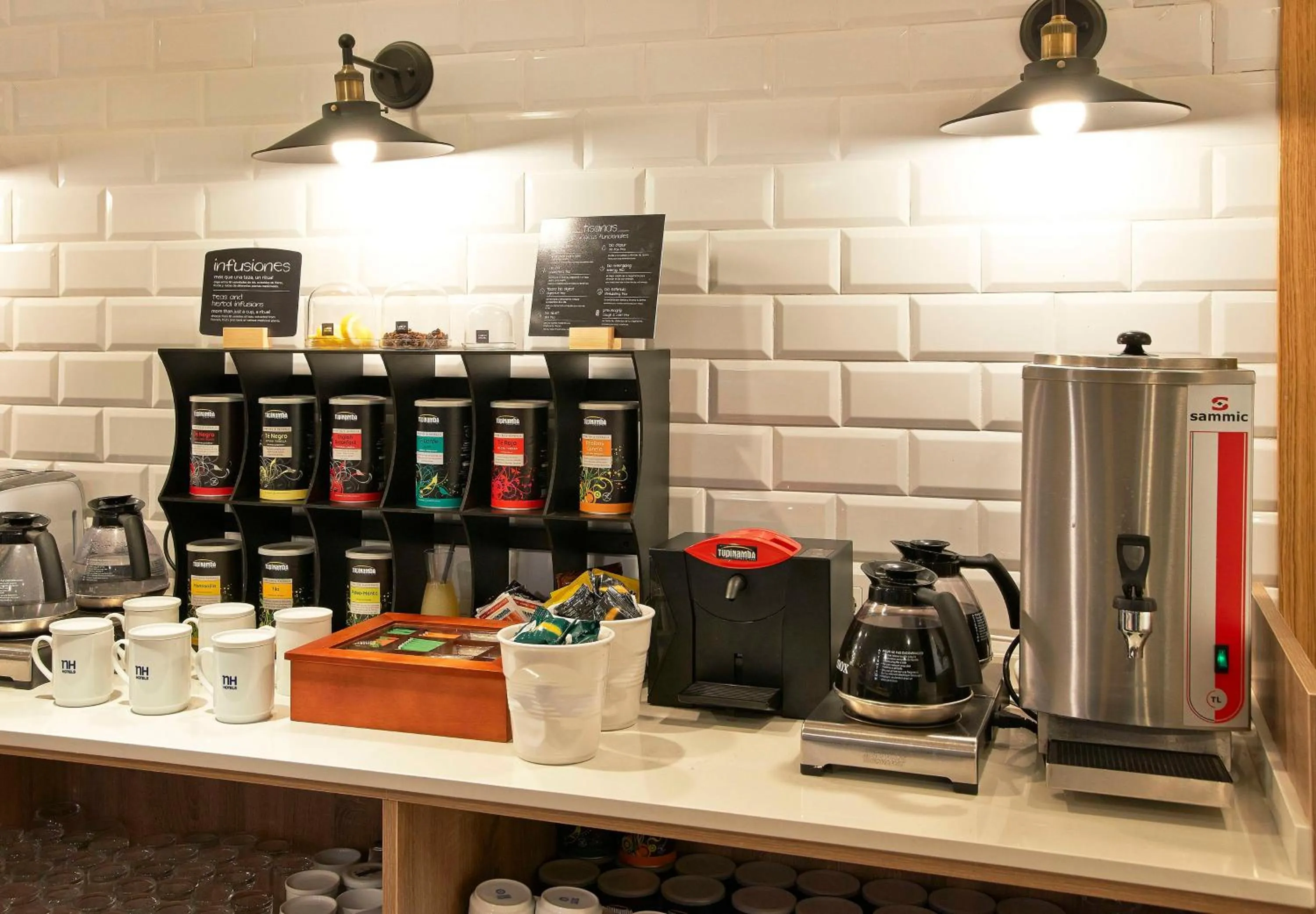 Breakfast in NH Barcelona Les Corts