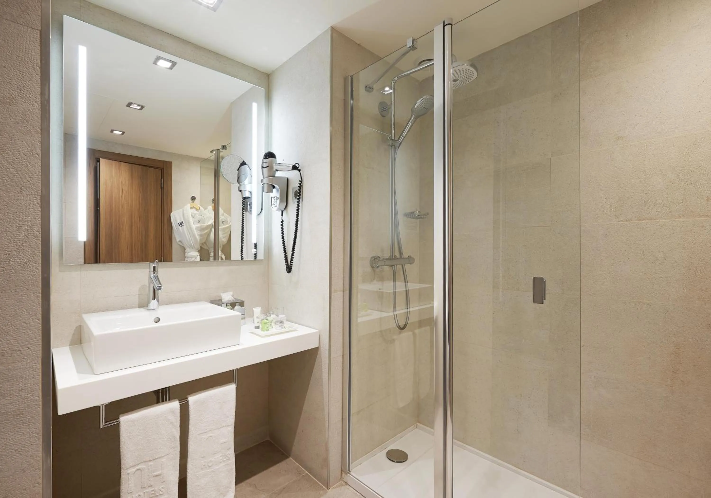 Bedroom in NH Barcelona Les Corts