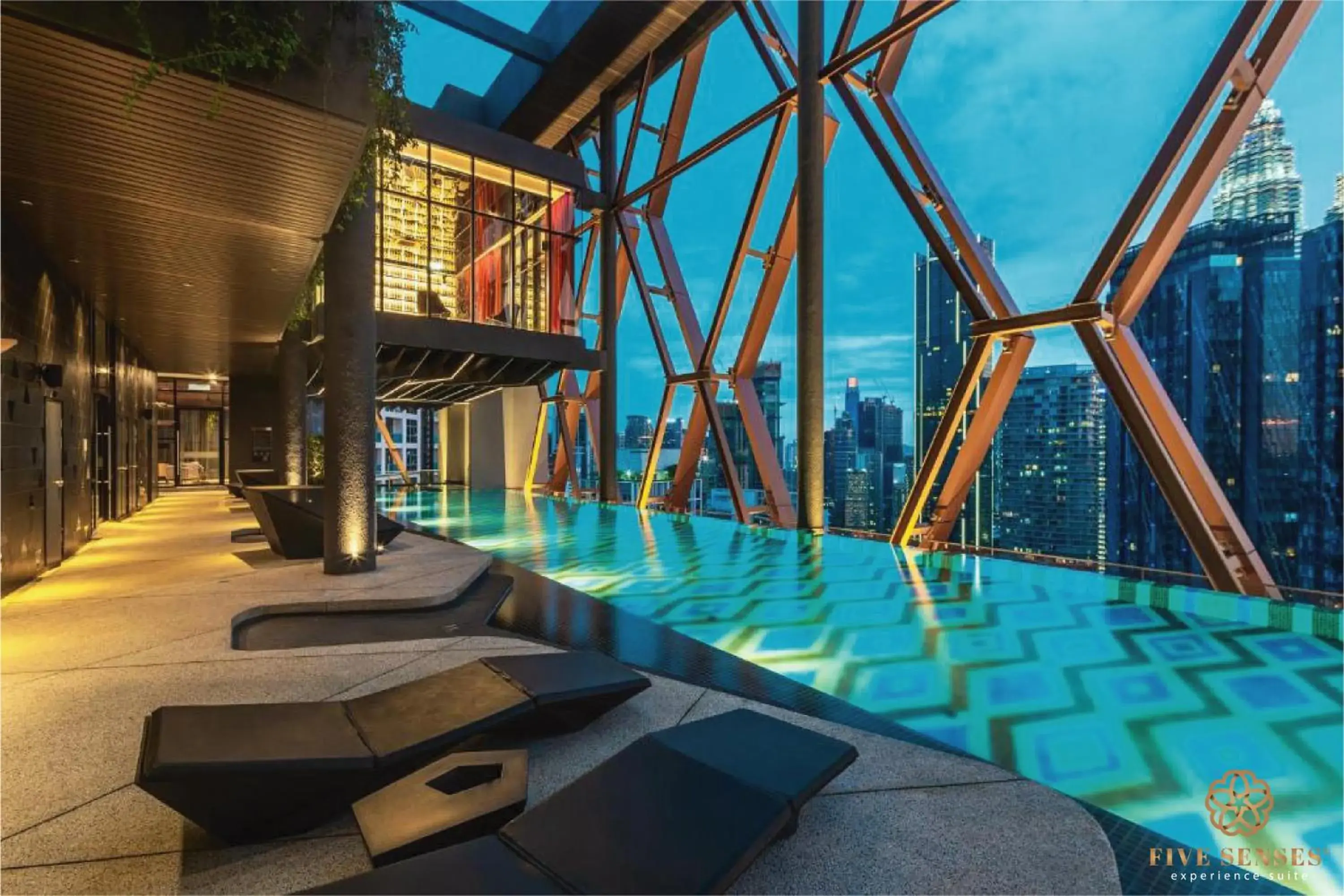 Swimming pool in Scarletz Suites Kuala Lumpur, Five Senses Swimming pool in Scarletz Suites Kuala Lumpur, Five Senses