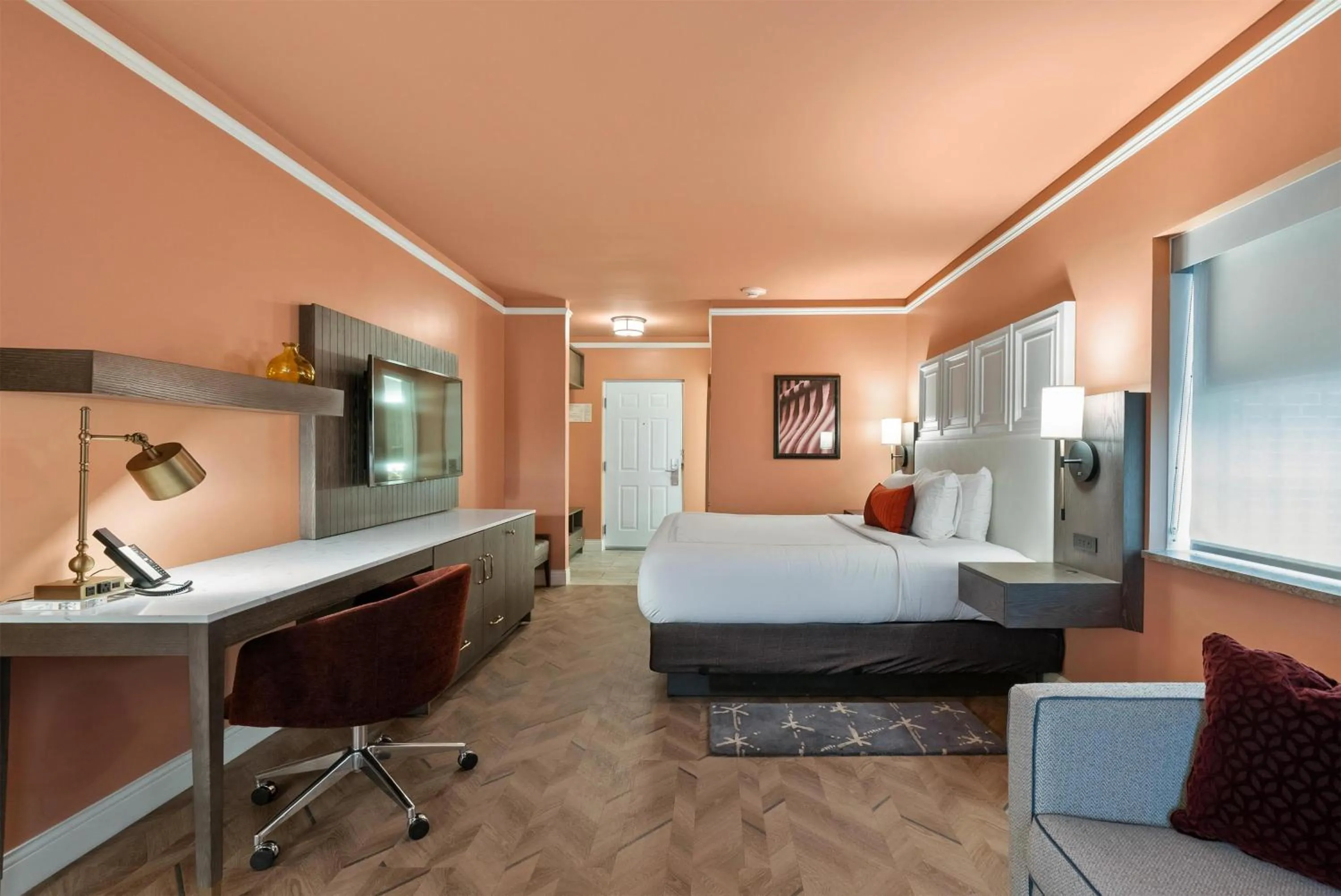 Bedroom, Bed in The Inn at Lewisburg, BW Signature Collection