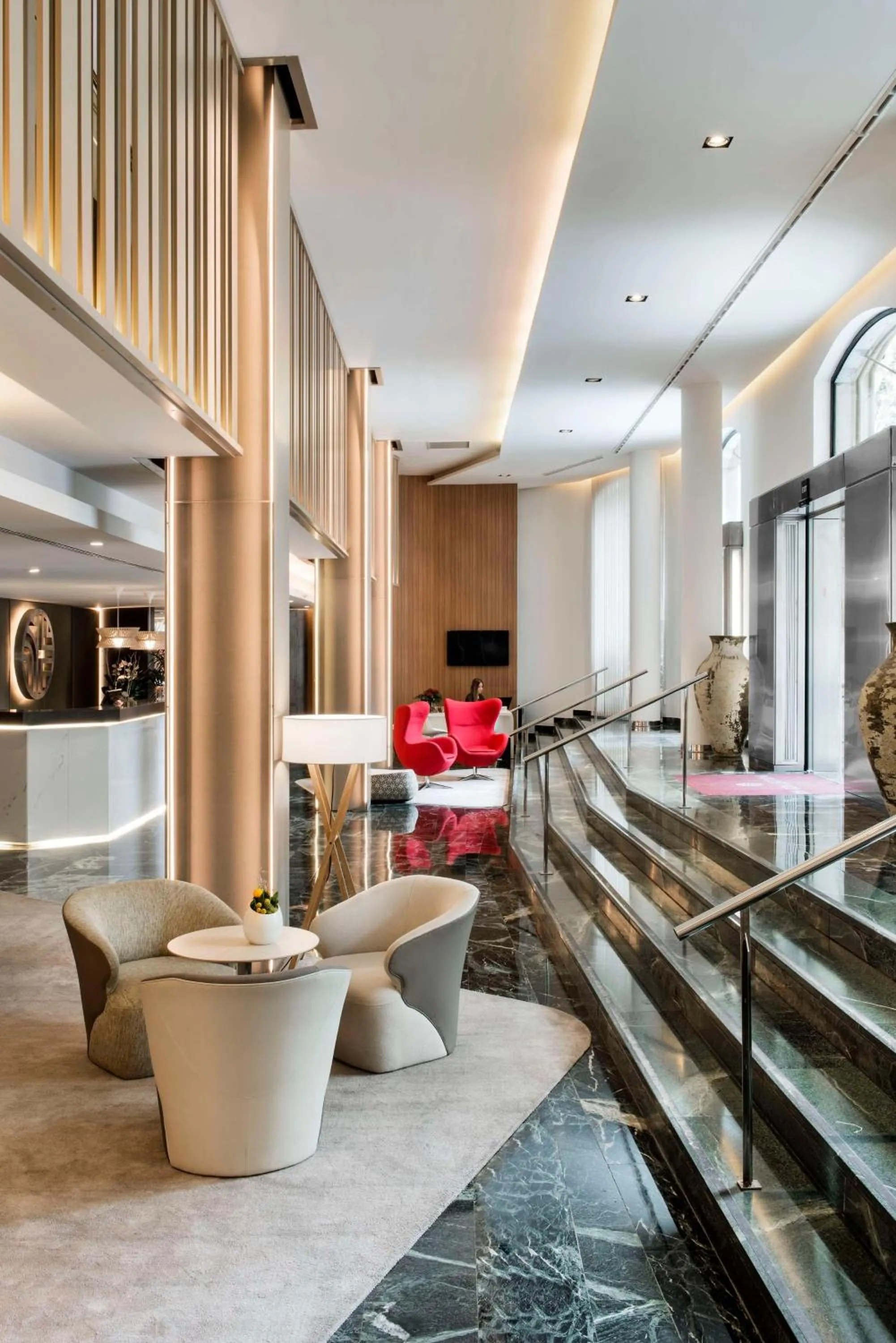 Lobby or reception in NH Collection Barcelona Podium