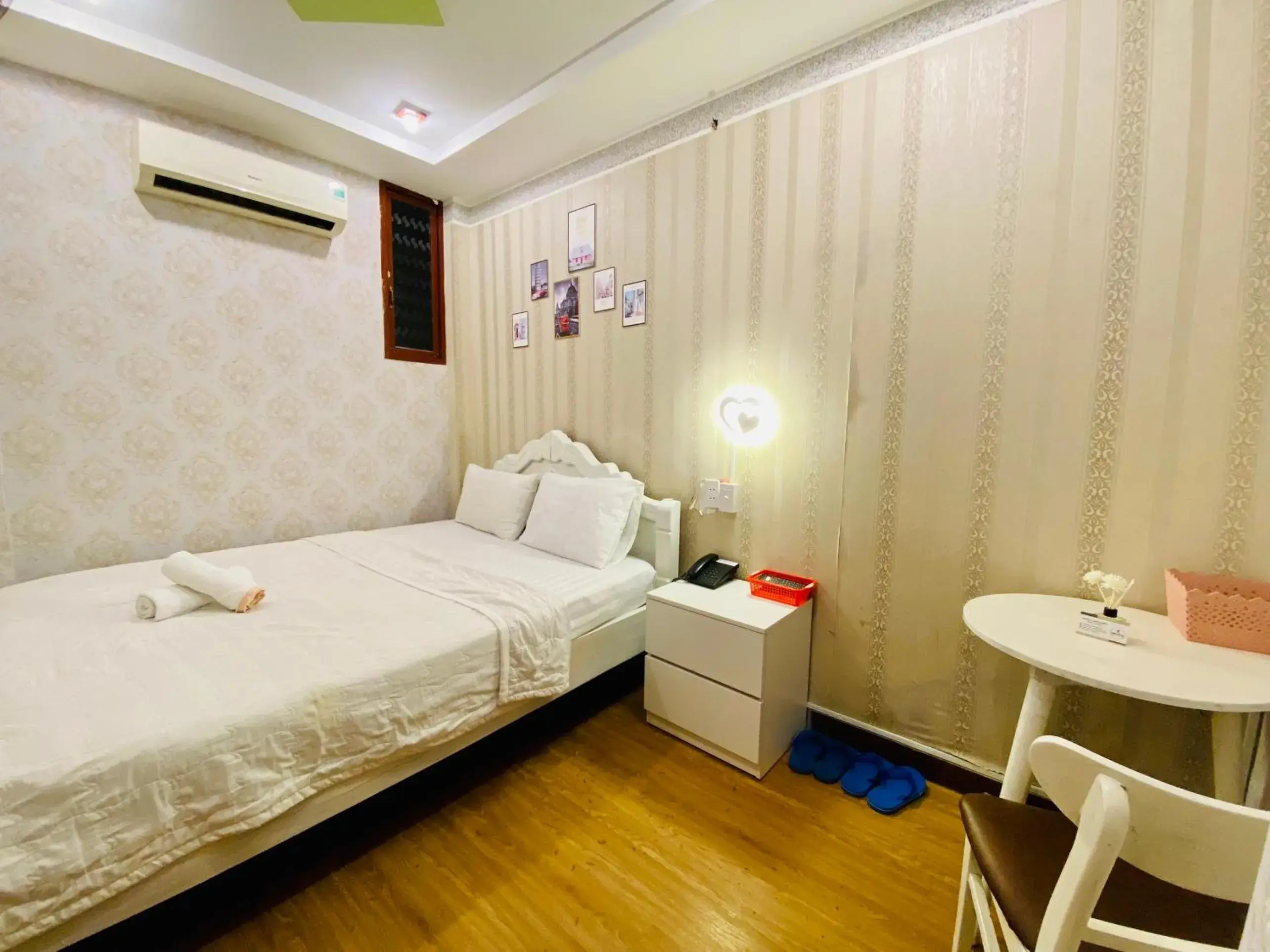 Bedroom, Bed in Jewel Hotel Bedroom, Bed in Jewel Hotel