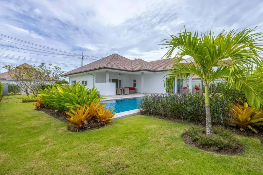 Private 3 Bedroom Pool Villa MS22