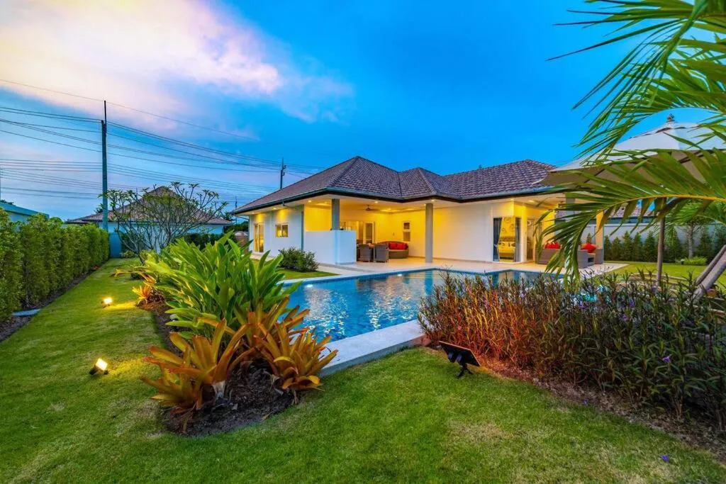 Private 3 Bedroom Pool Villa MS22