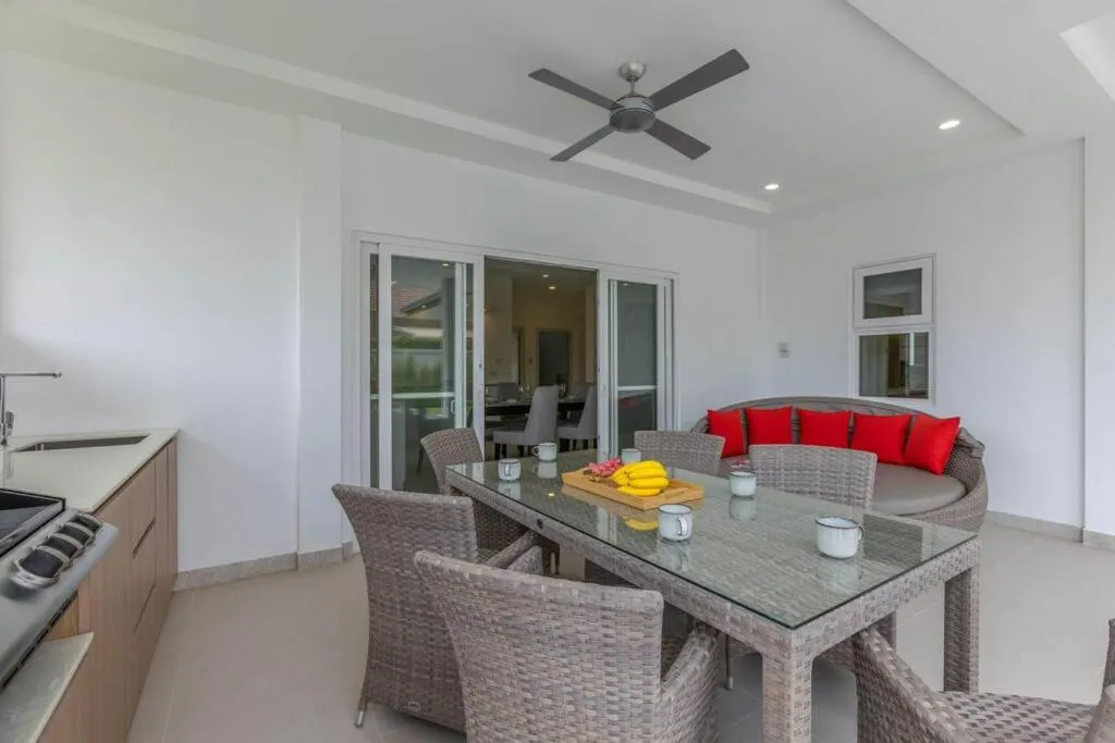 Private 3 Bedroom Pool Villa MS22