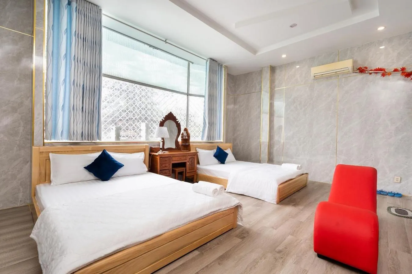 Photo of the whole room in Khách Sạn Tràng An