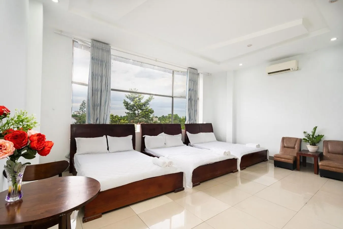 Photo of the whole room in Khách Sạn Tràng An