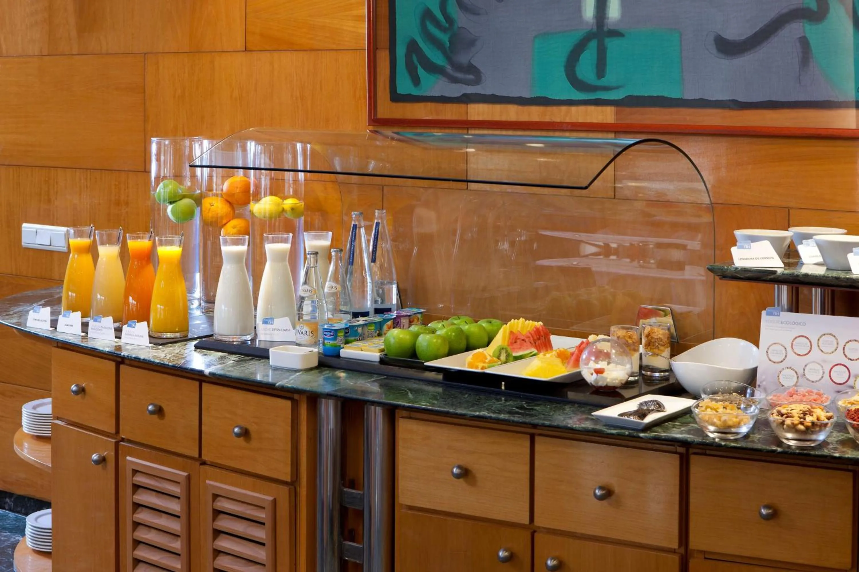 Restaurant/places to eat in NH Barcelona Entenza