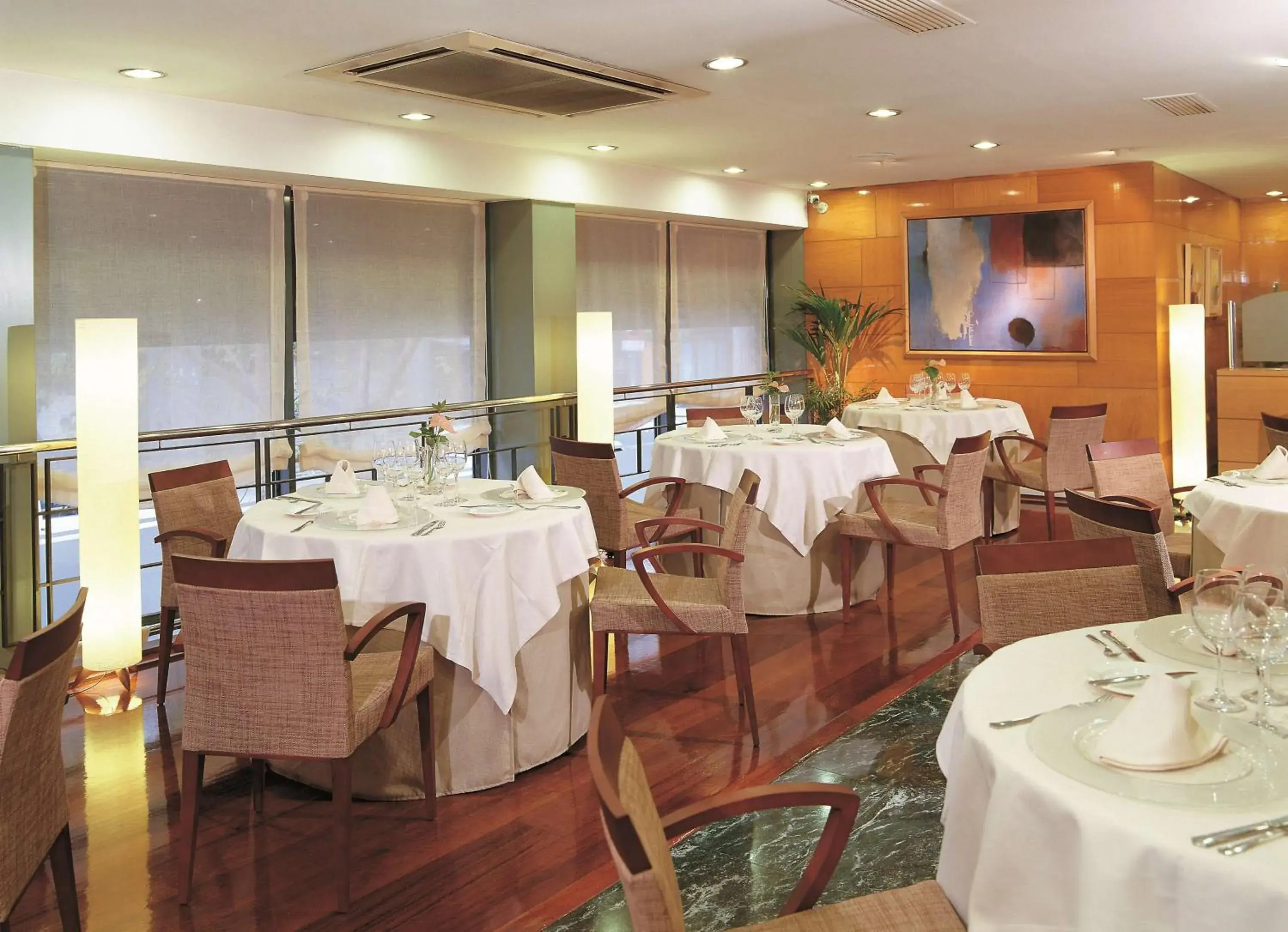 Restaurant/places to eat in NH Barcelona Entenza Restaurant/places to eat in NH Barcelona Entenza