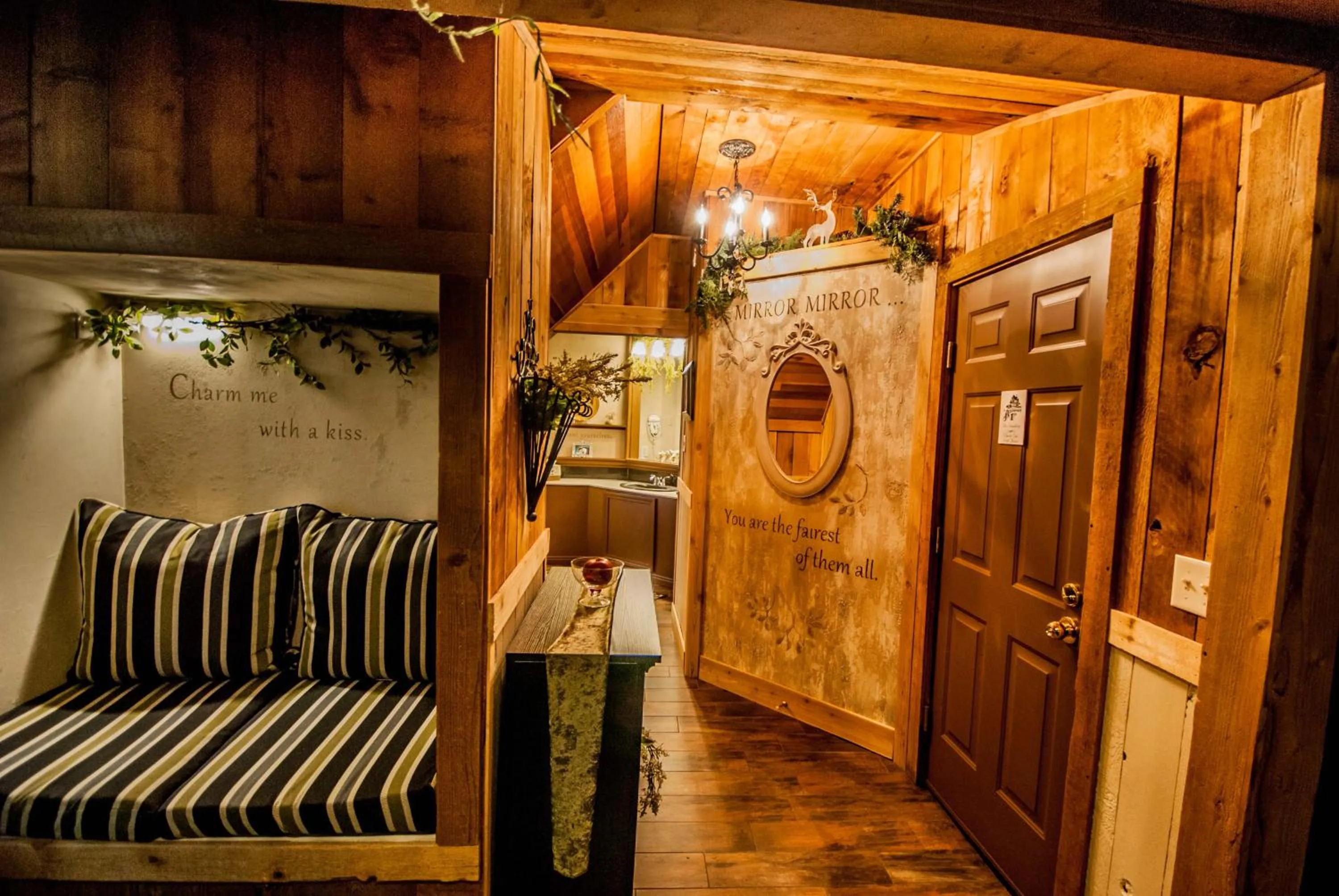 Living room in The Anniversary Inn - South Temple