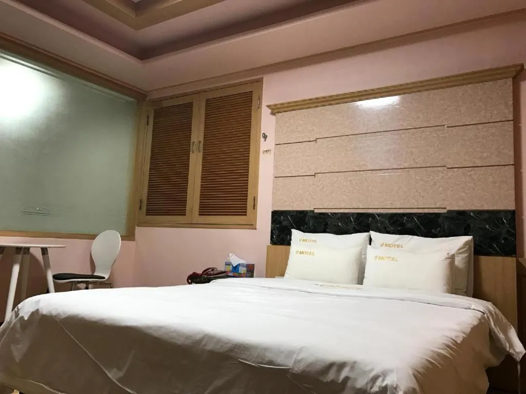 Sharp Hotel Jeonju