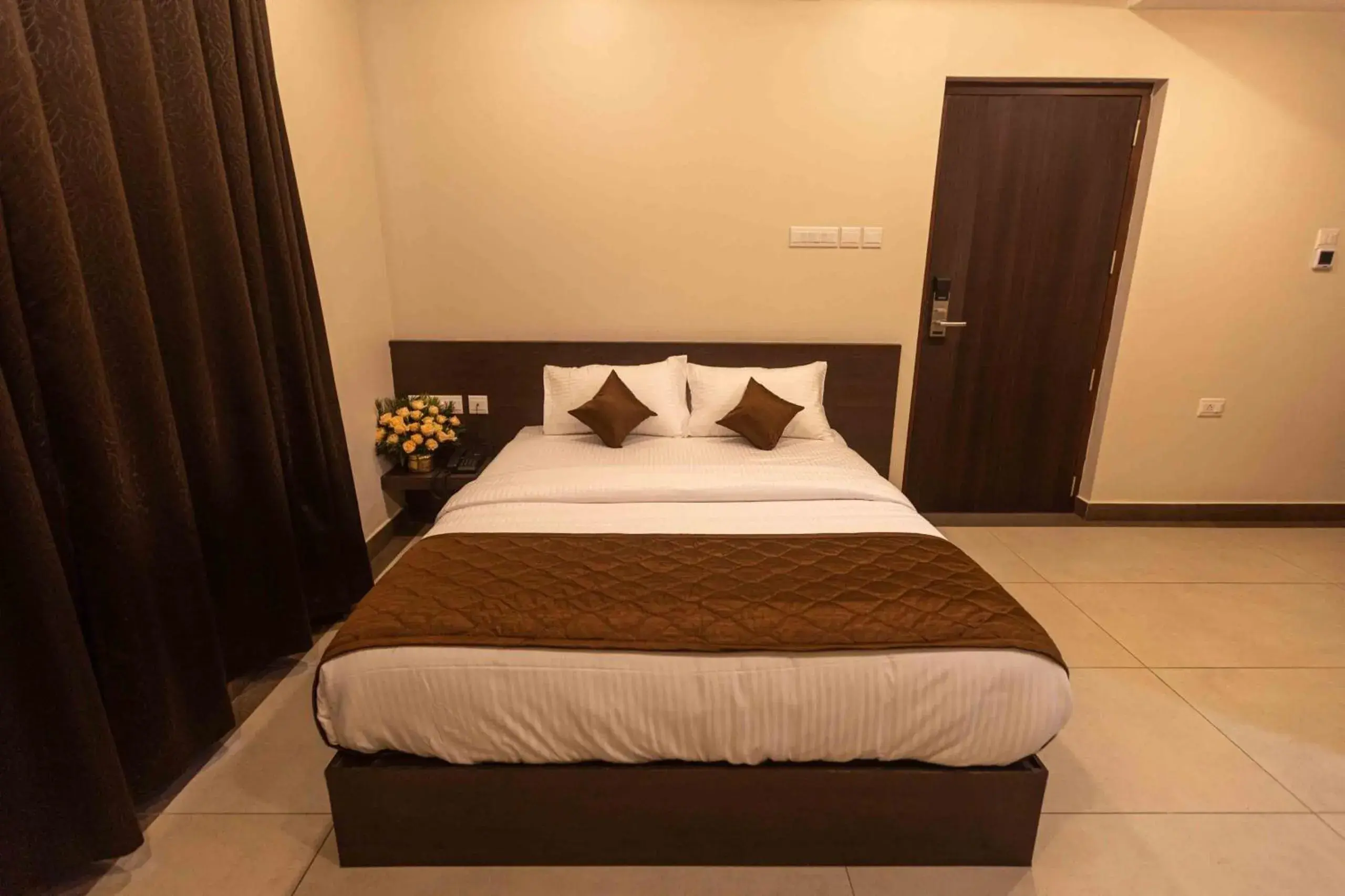 Bed in HOTEL PANKAJ RESIDENCY Bed in HOTEL PANKAJ RESIDENCY