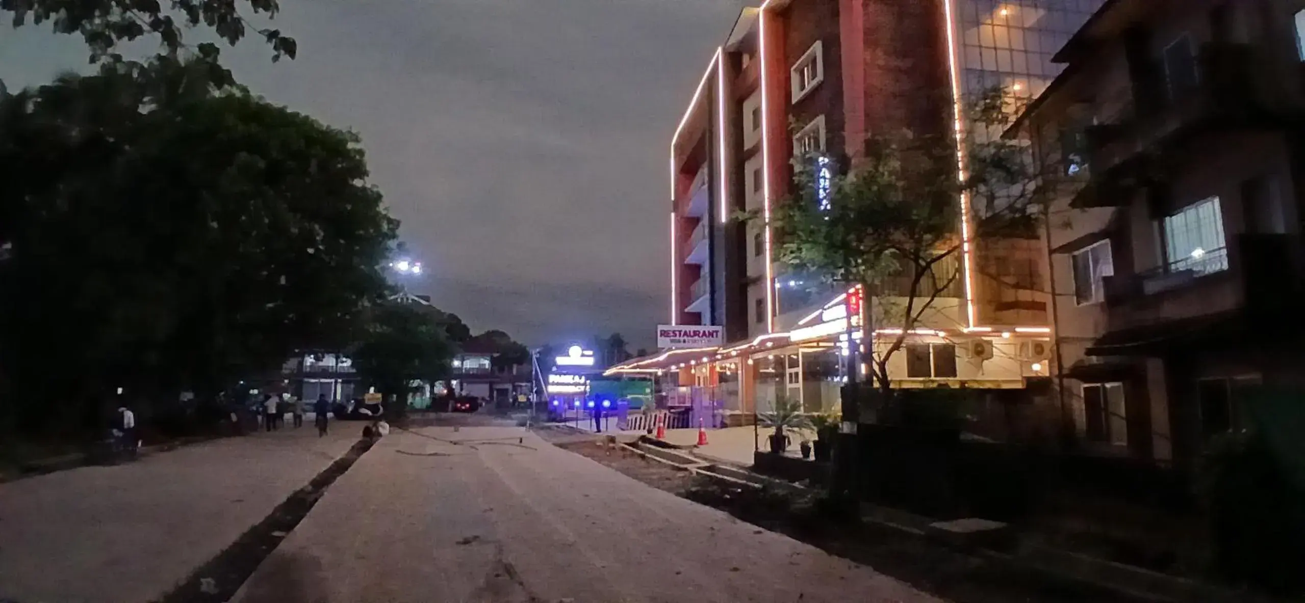 Property building in HOTEL PANKAJ RESIDENCY Property building in HOTEL PANKAJ RESIDENCY