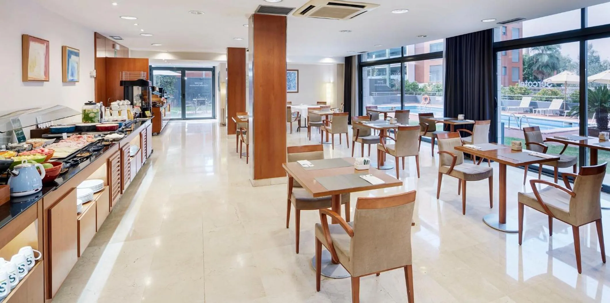 Breakfast in Sercotel Cornellà Barcelona