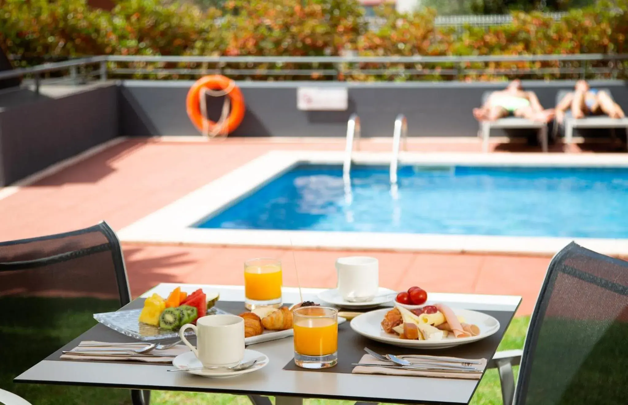 Breakfast in Sercotel Cornellà Barcelona Breakfast in Sercotel Cornellà Barcelona